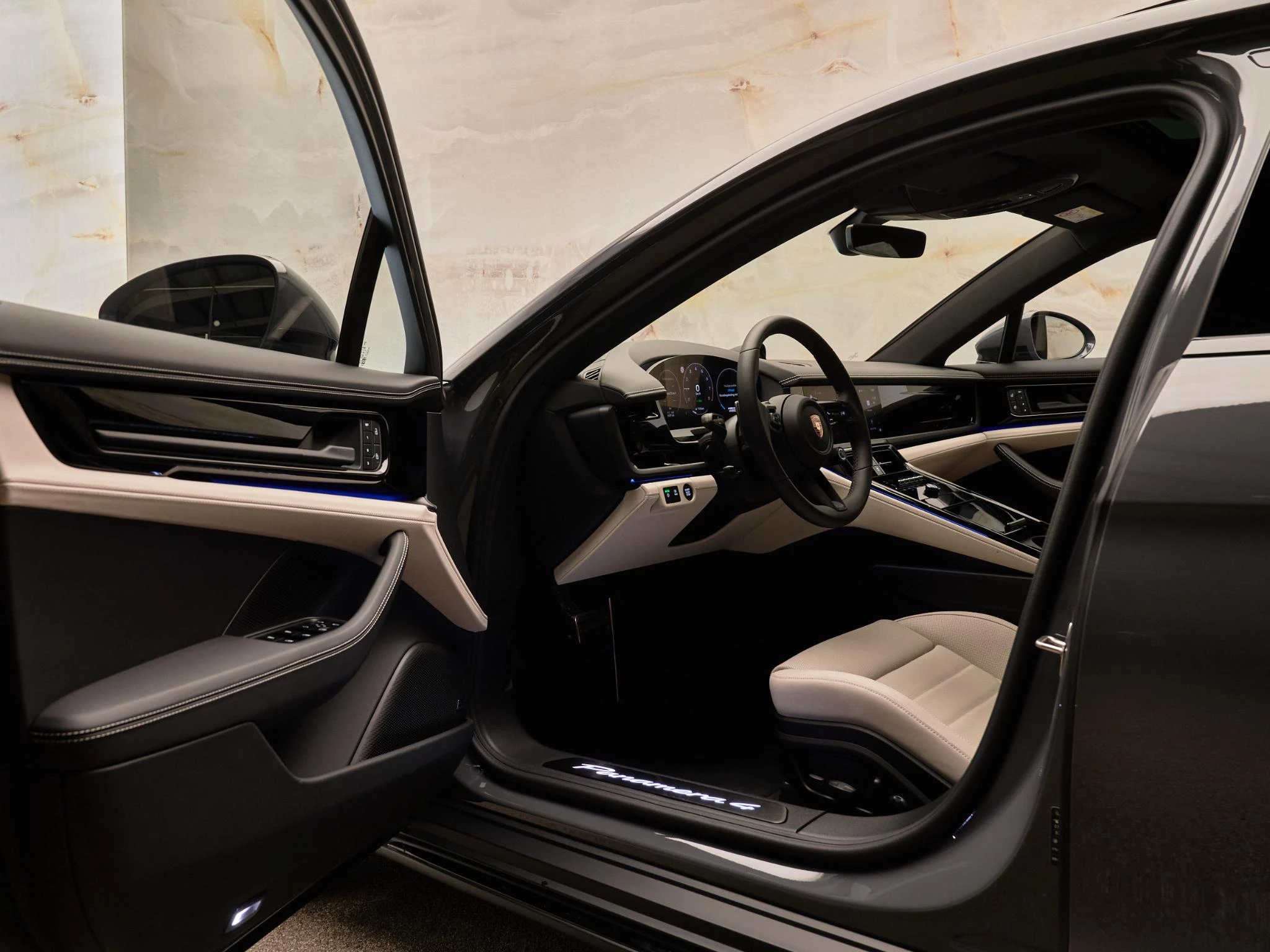 Hoofdafbeelding Porsche Panamera