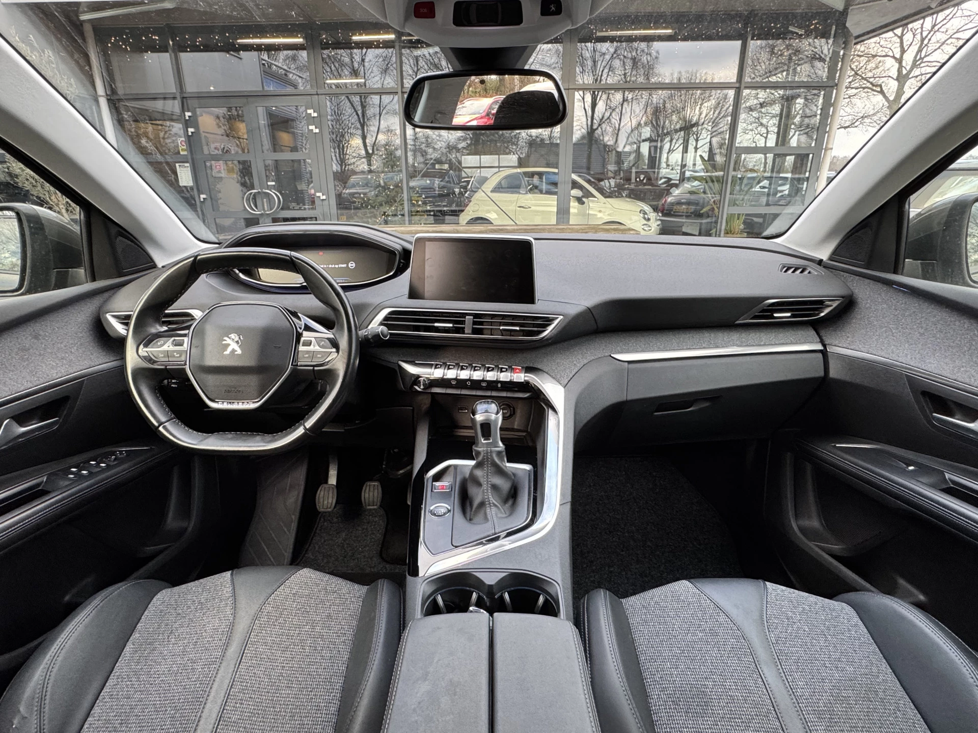 Hoofdafbeelding Peugeot 5008