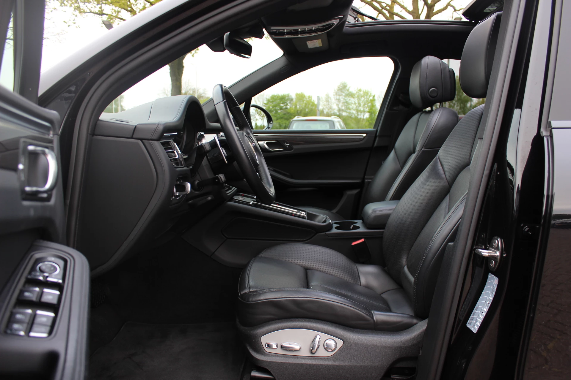 Hoofdafbeelding Porsche Macan