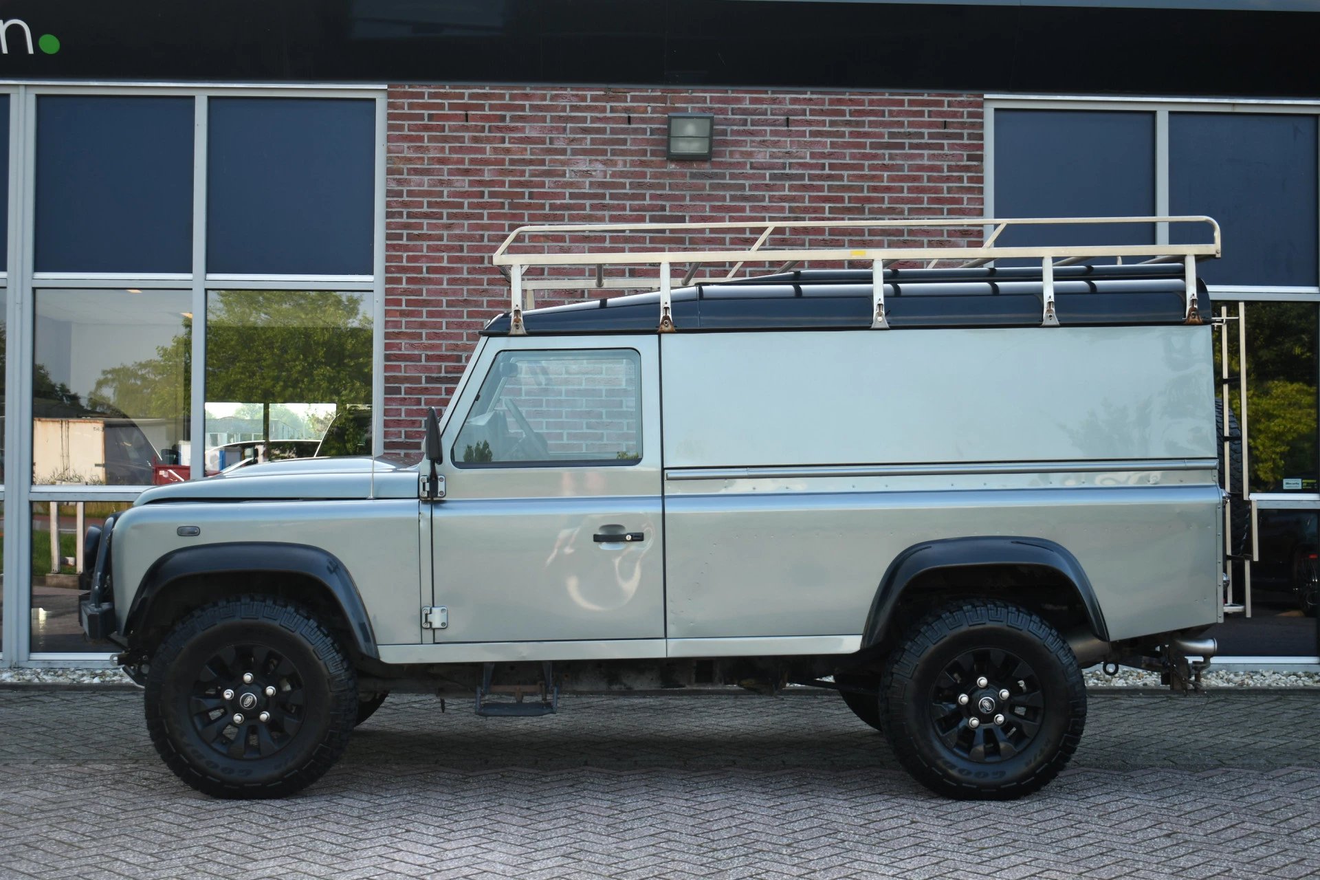 Hoofdafbeelding Land Rover Defender