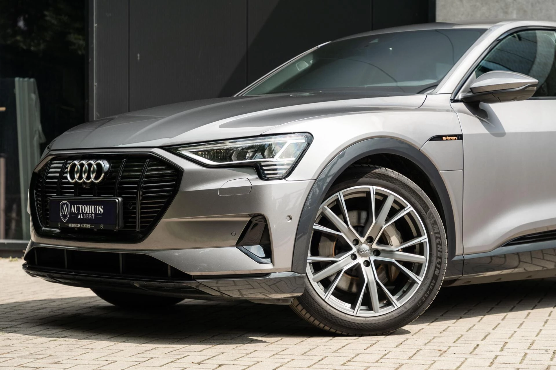 Hoofdafbeelding Audi e-tron