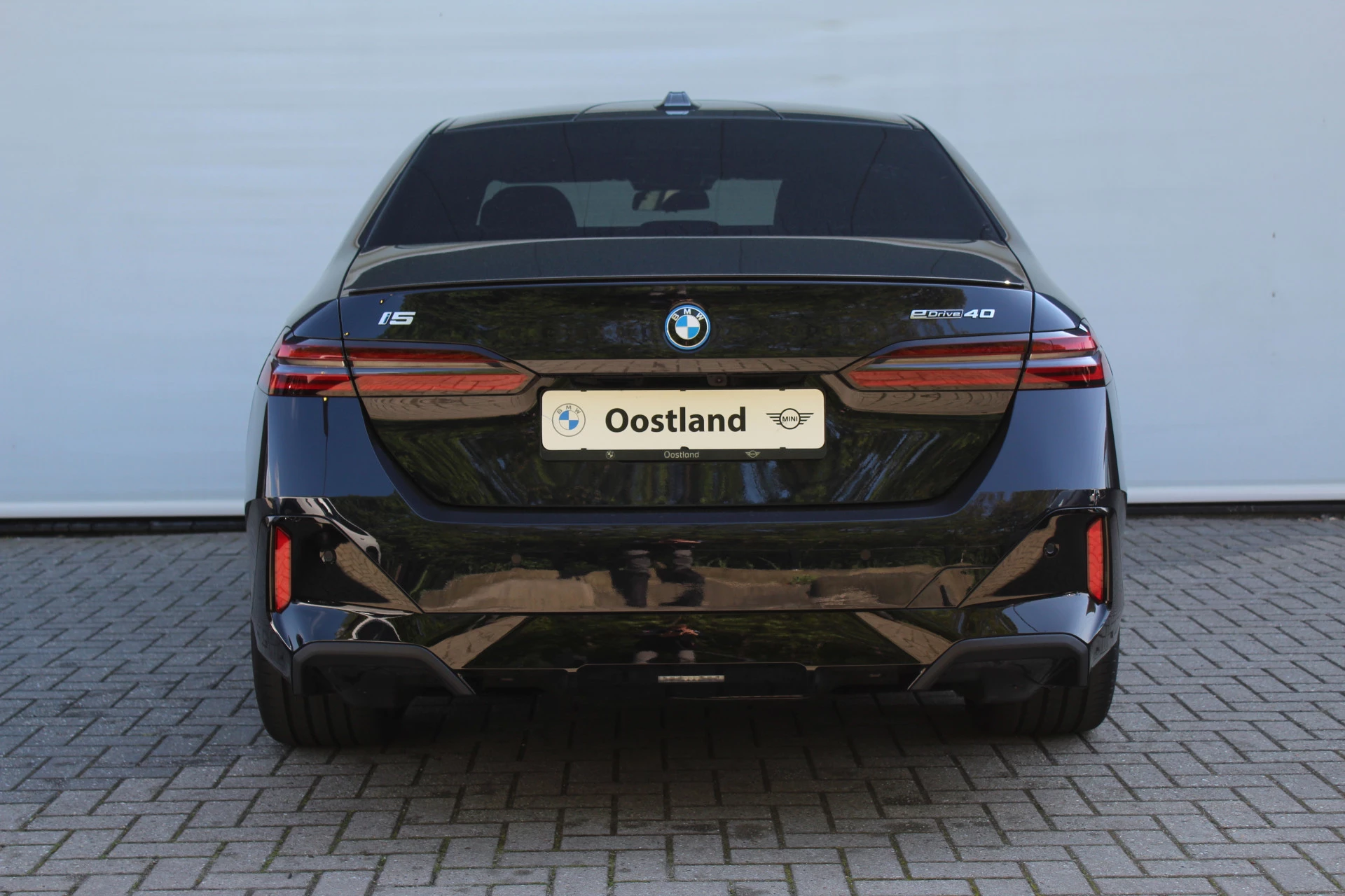 Hoofdafbeelding BMW i5