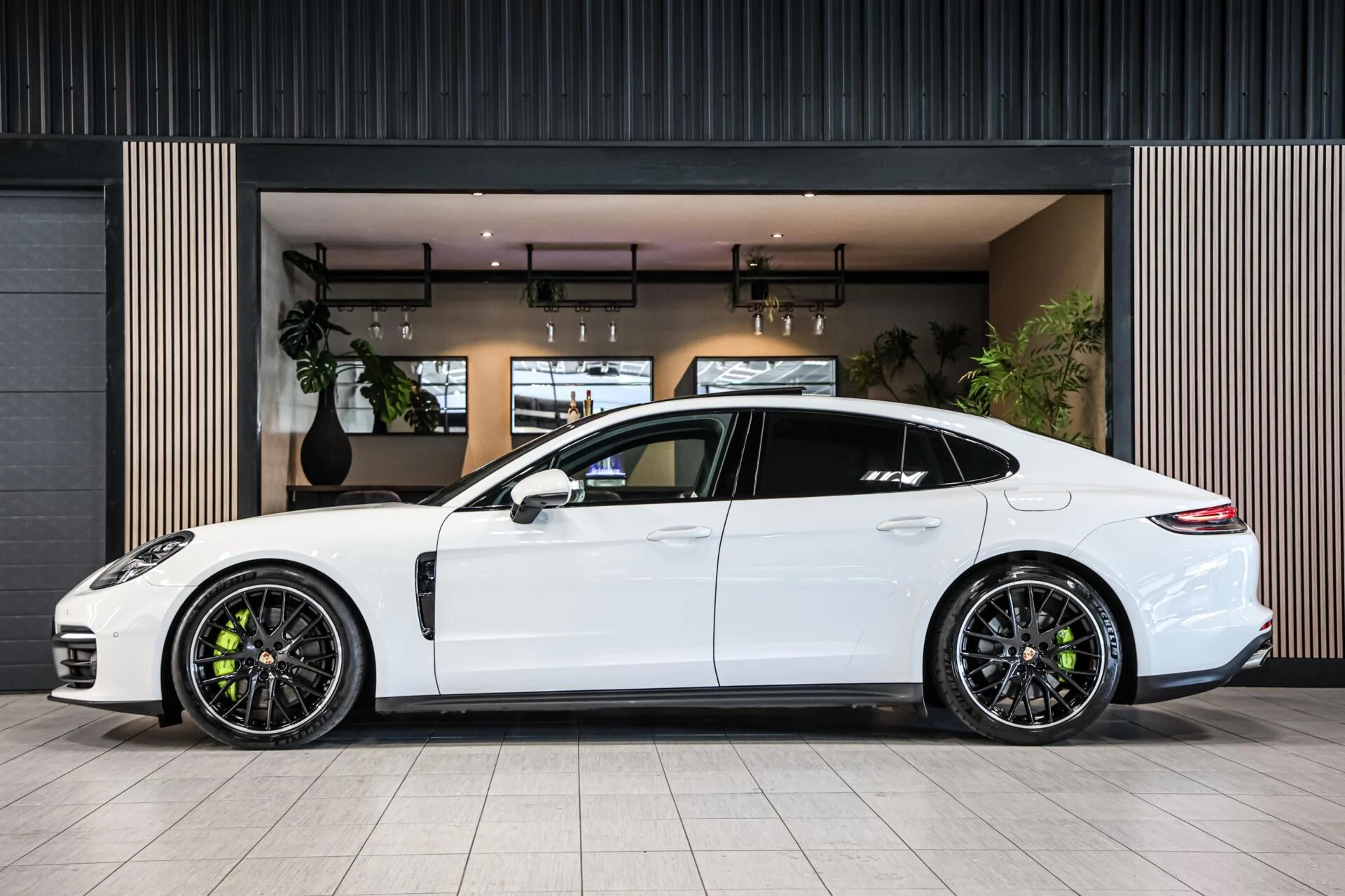Hoofdafbeelding Porsche Panamera