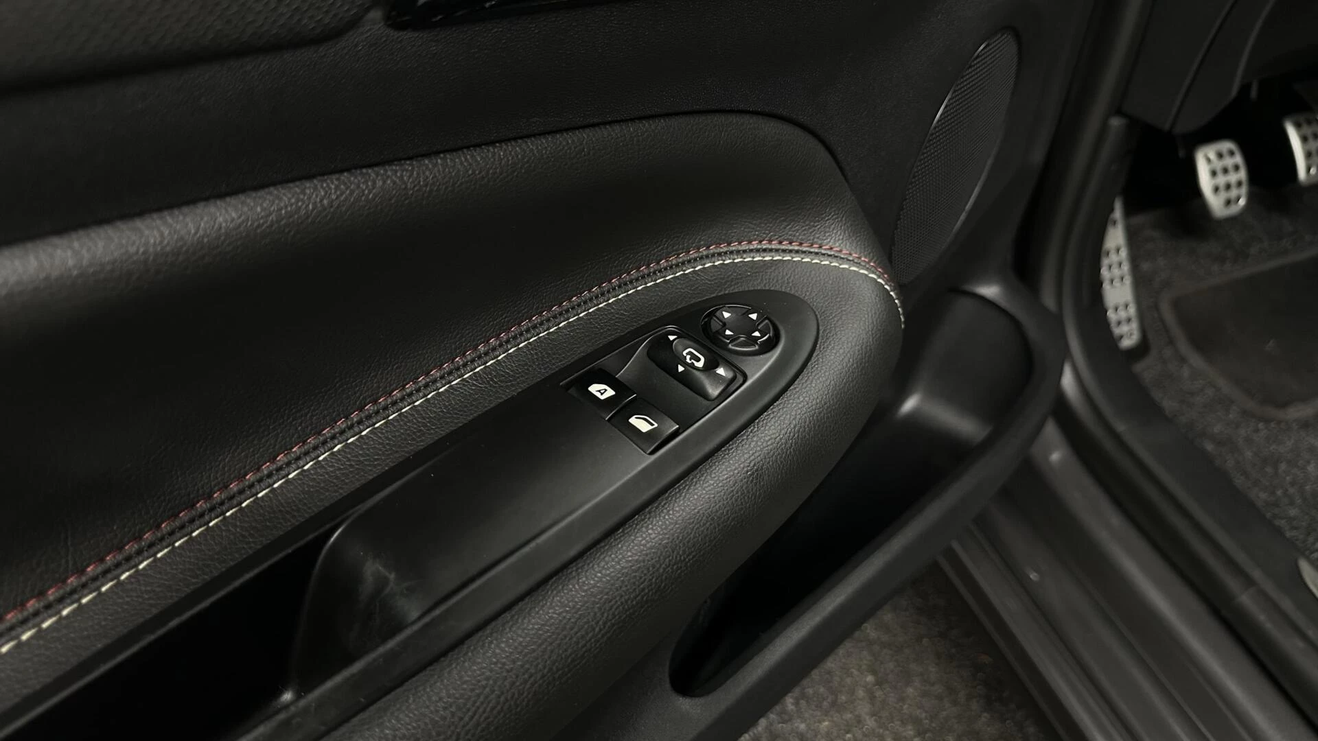 Hoofdafbeelding DS DS 3