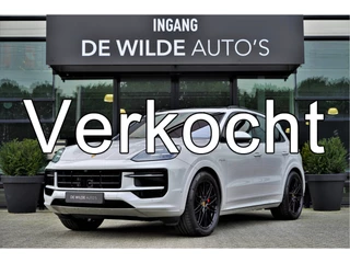Porsche Cayenne 3.0 S E-Hybrid SportDesign 520pk Krijt Pano SoftClose Trekhaak Head-up InnoDrive Keyless 360-camera Bose