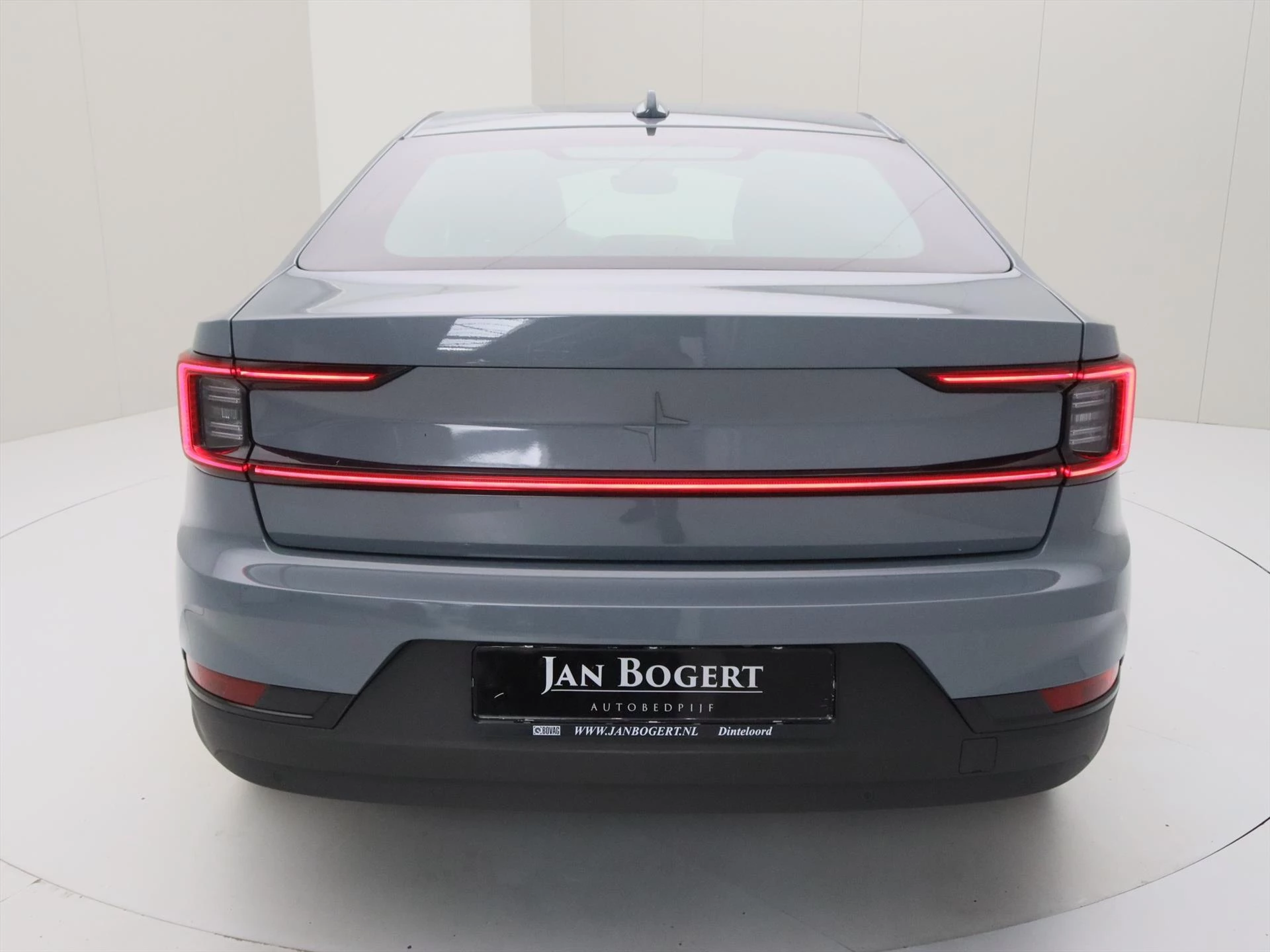 Hoofdafbeelding Polestar 2