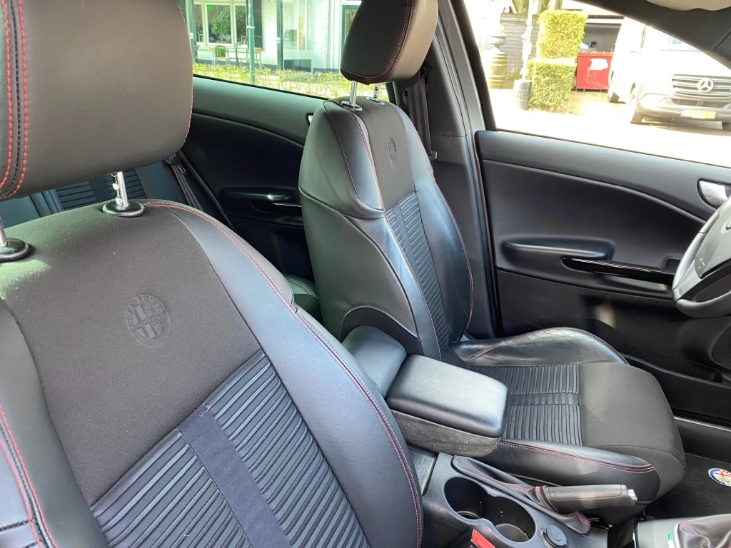 Hoofdafbeelding Alfa Romeo Giulietta