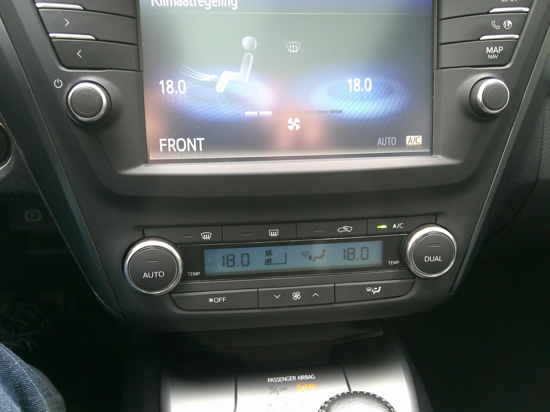 Hoofdafbeelding Toyota Avensis