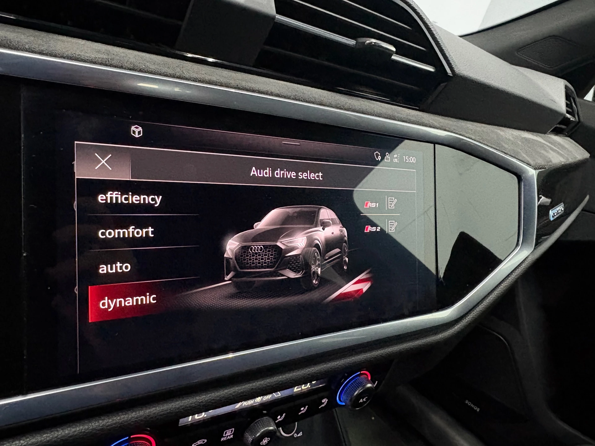 Hoofdafbeelding Audi RSQ3