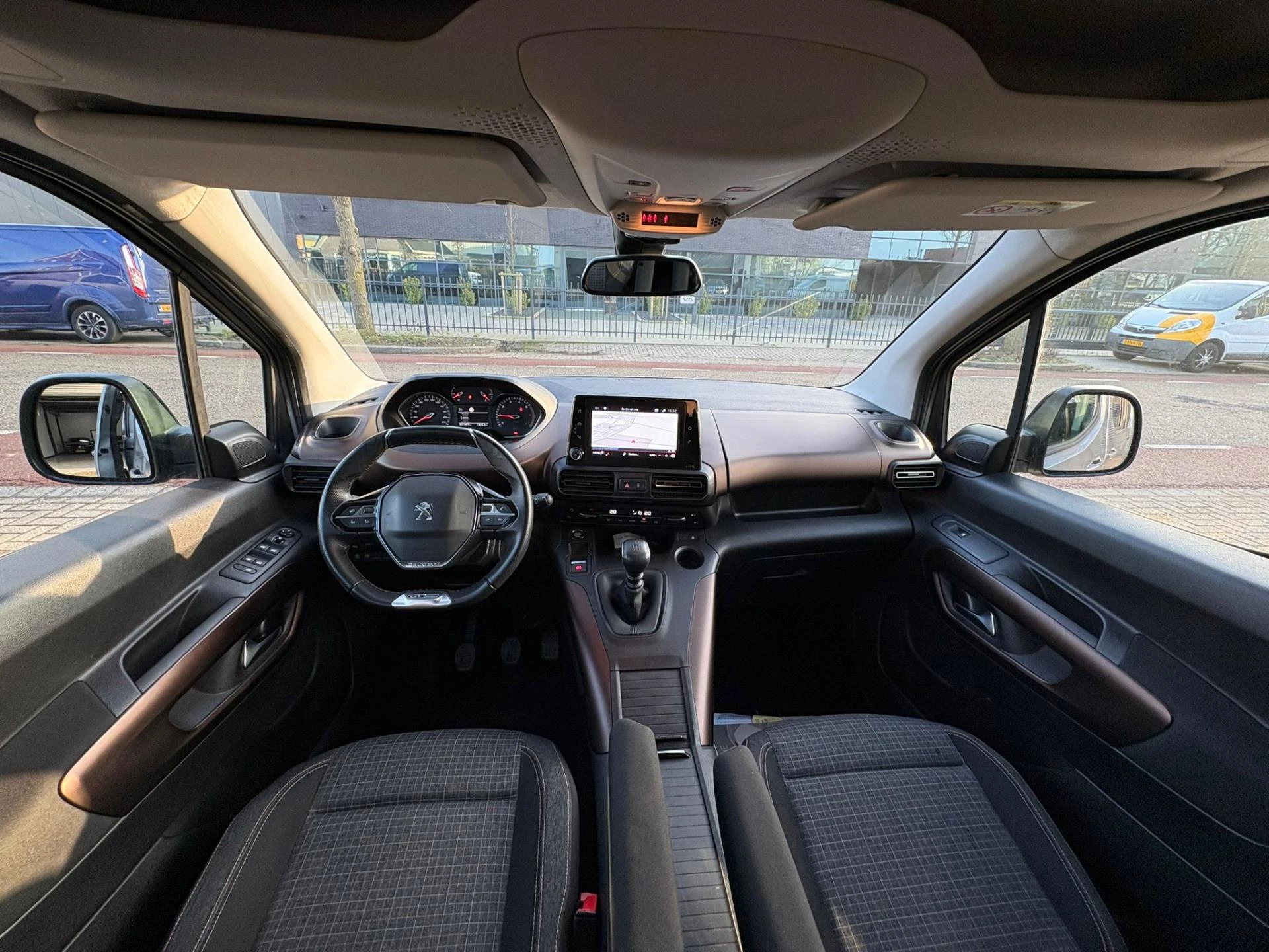 Hoofdafbeelding Peugeot Rifter