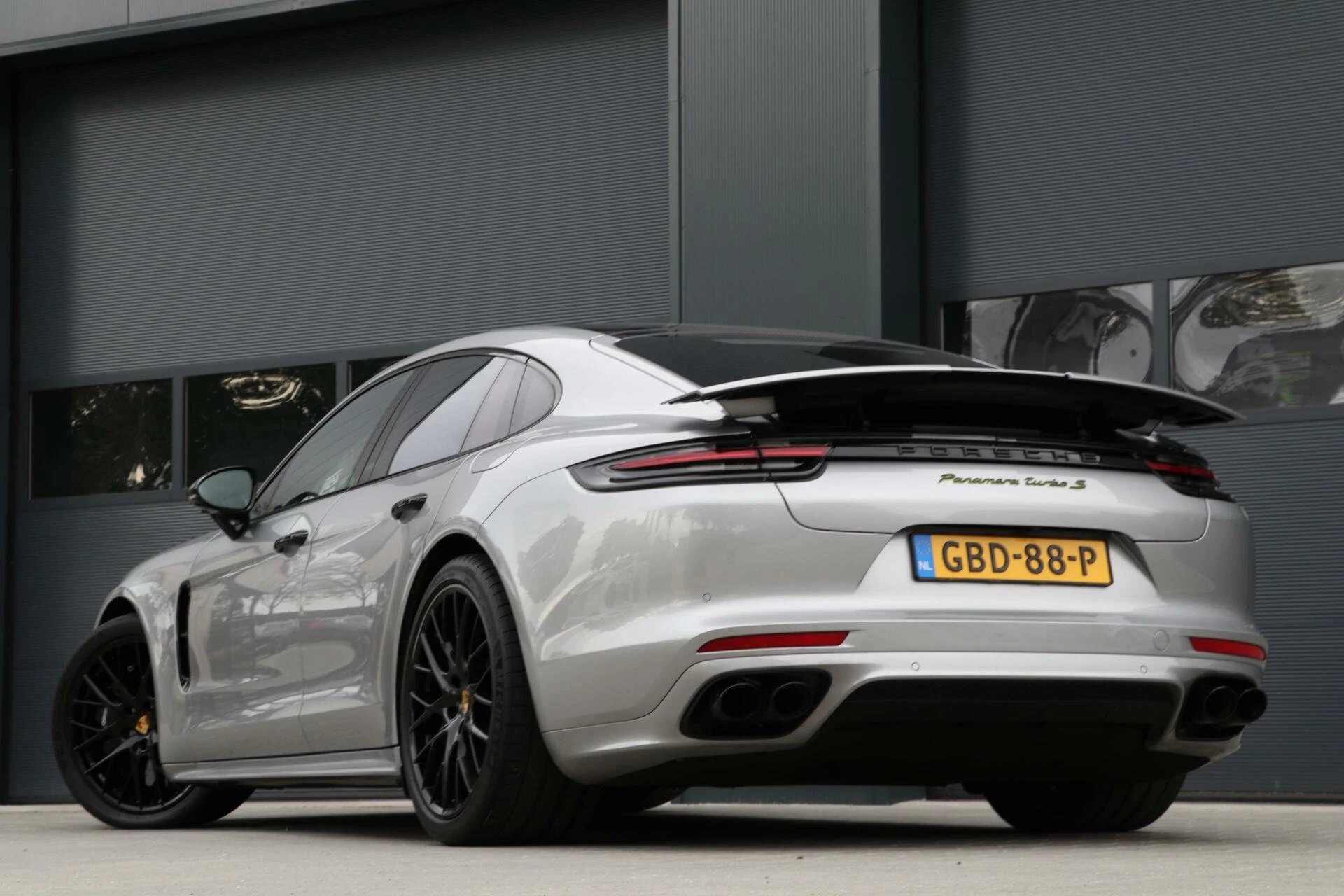 Hoofdafbeelding Porsche Panamera