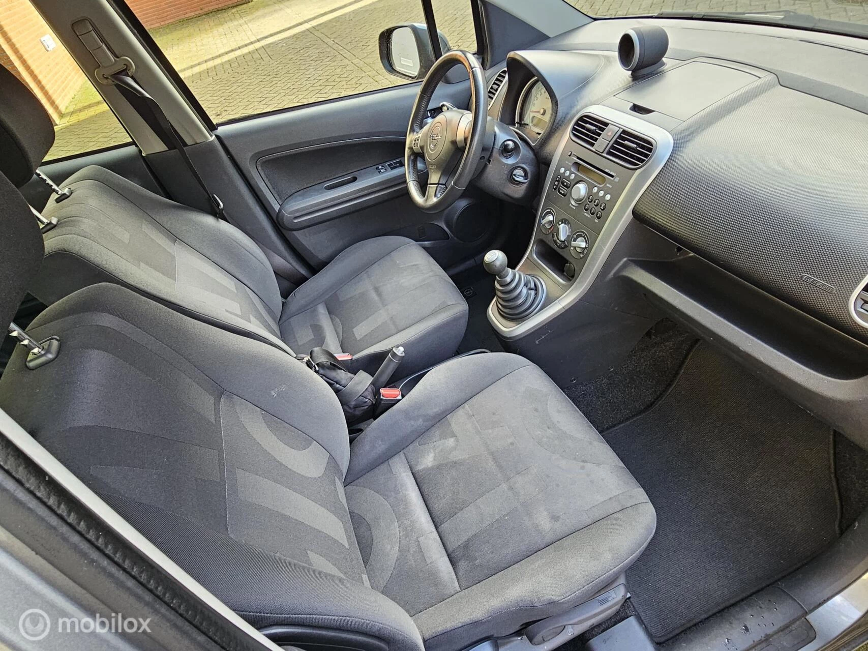 Hoofdafbeelding Opel Agila