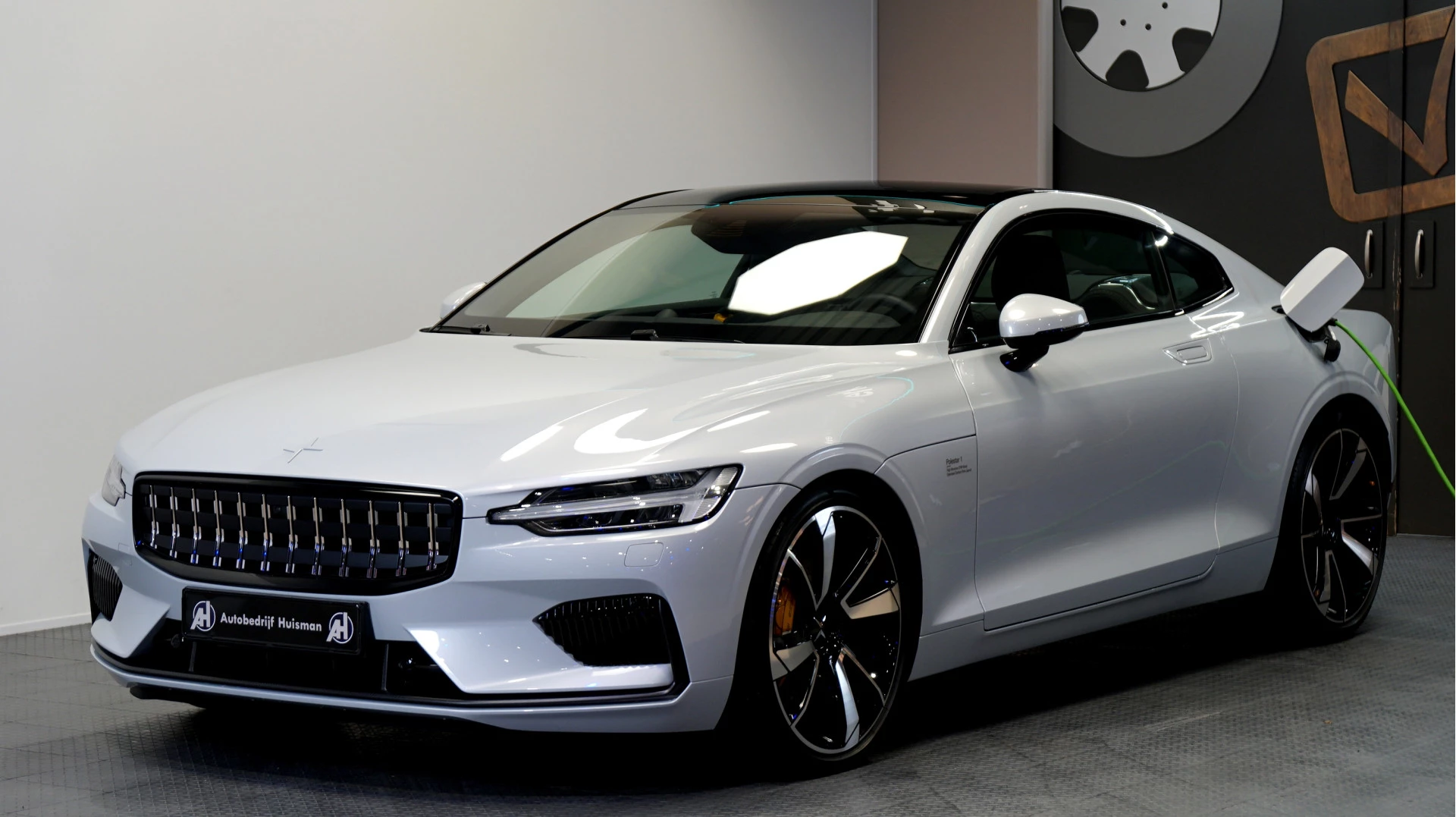 Hoofdafbeelding Polestar 1