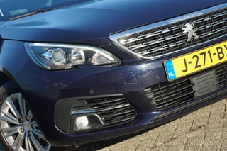 Peugeot 308 SW 1.2 PureTech 130pk Allure Automaat - Dark Blue - Panorama/BTW