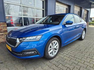 Škoda Octavia 1.0 E-TSI Bussines Edition Plus, Automaat, Trekhaak, Stuur/stoel verwarming, ACC Carplay, ALL IN Prijs!