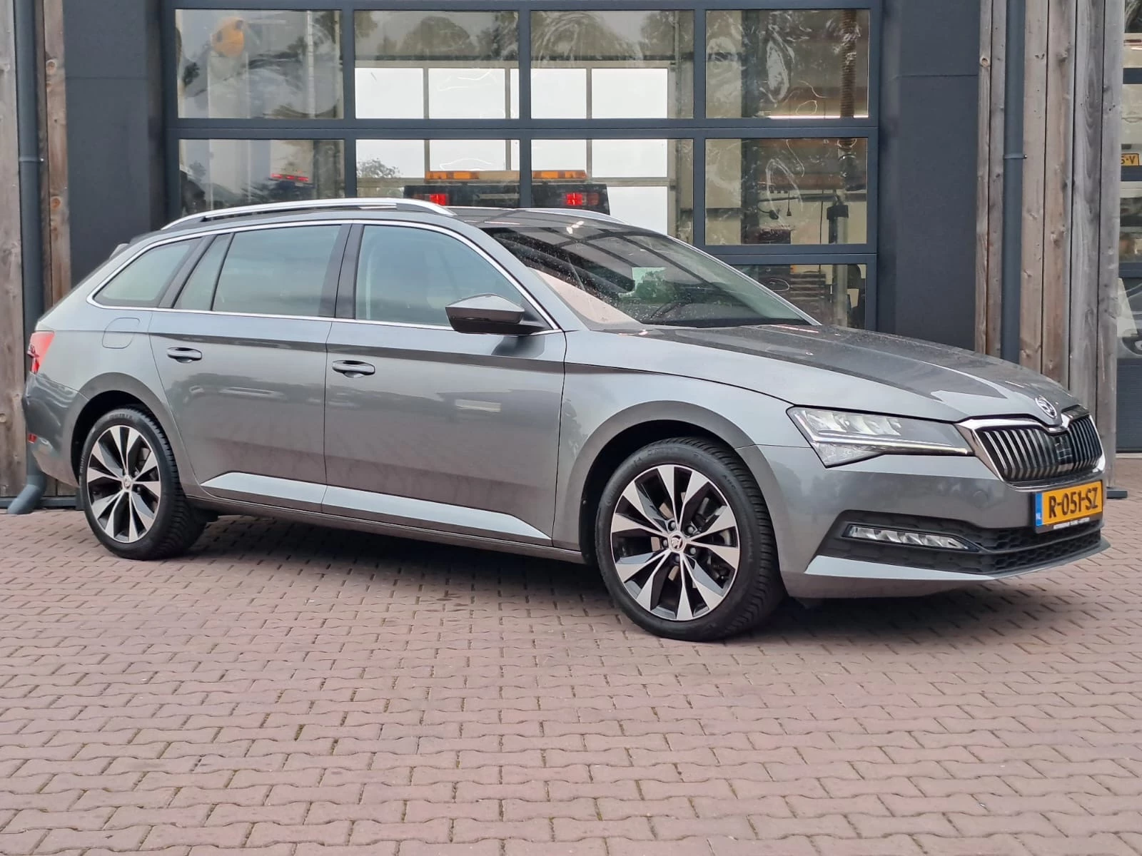 Hoofdafbeelding Škoda Superb