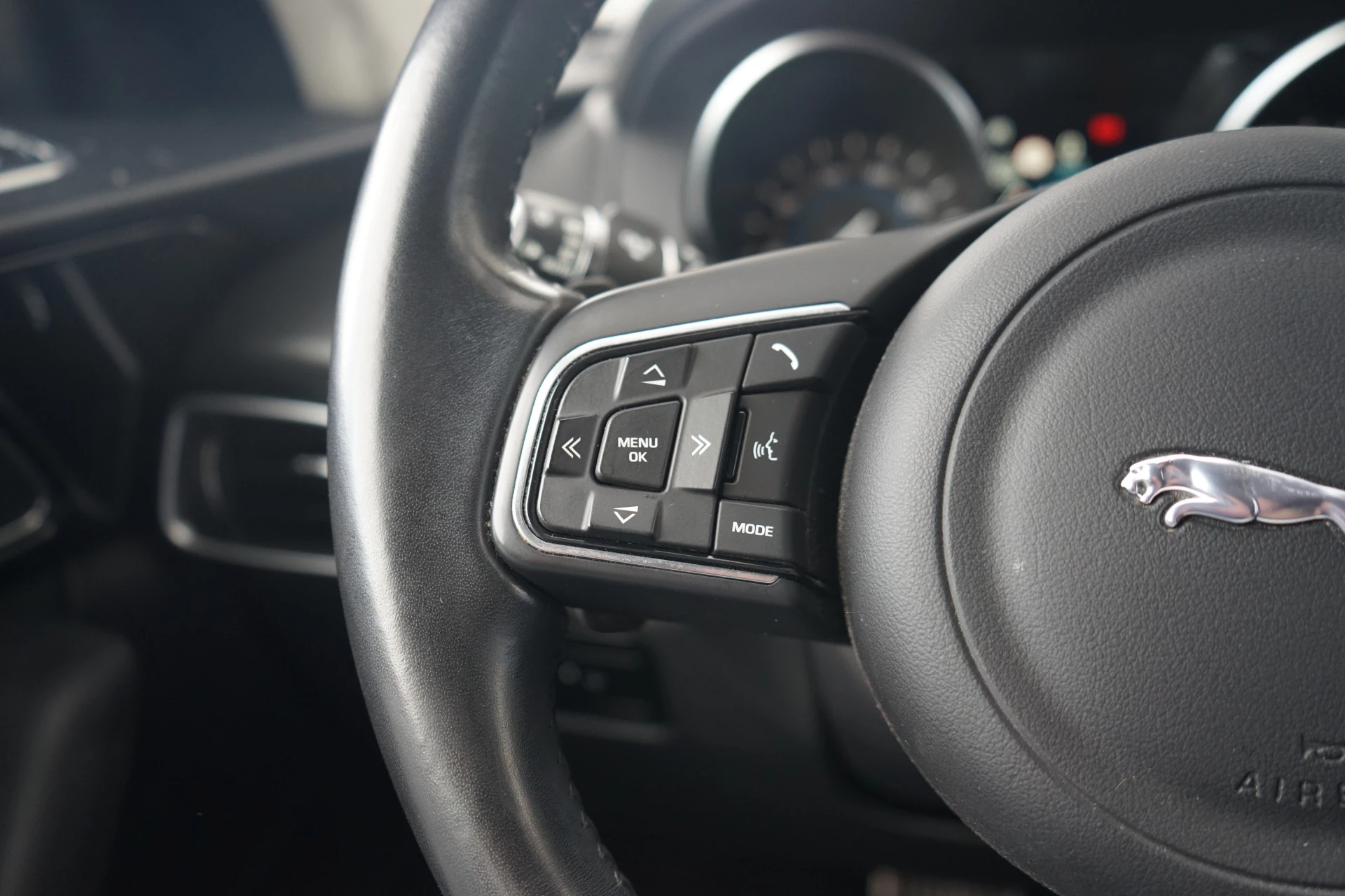 Hoofdafbeelding Jaguar F-PACE