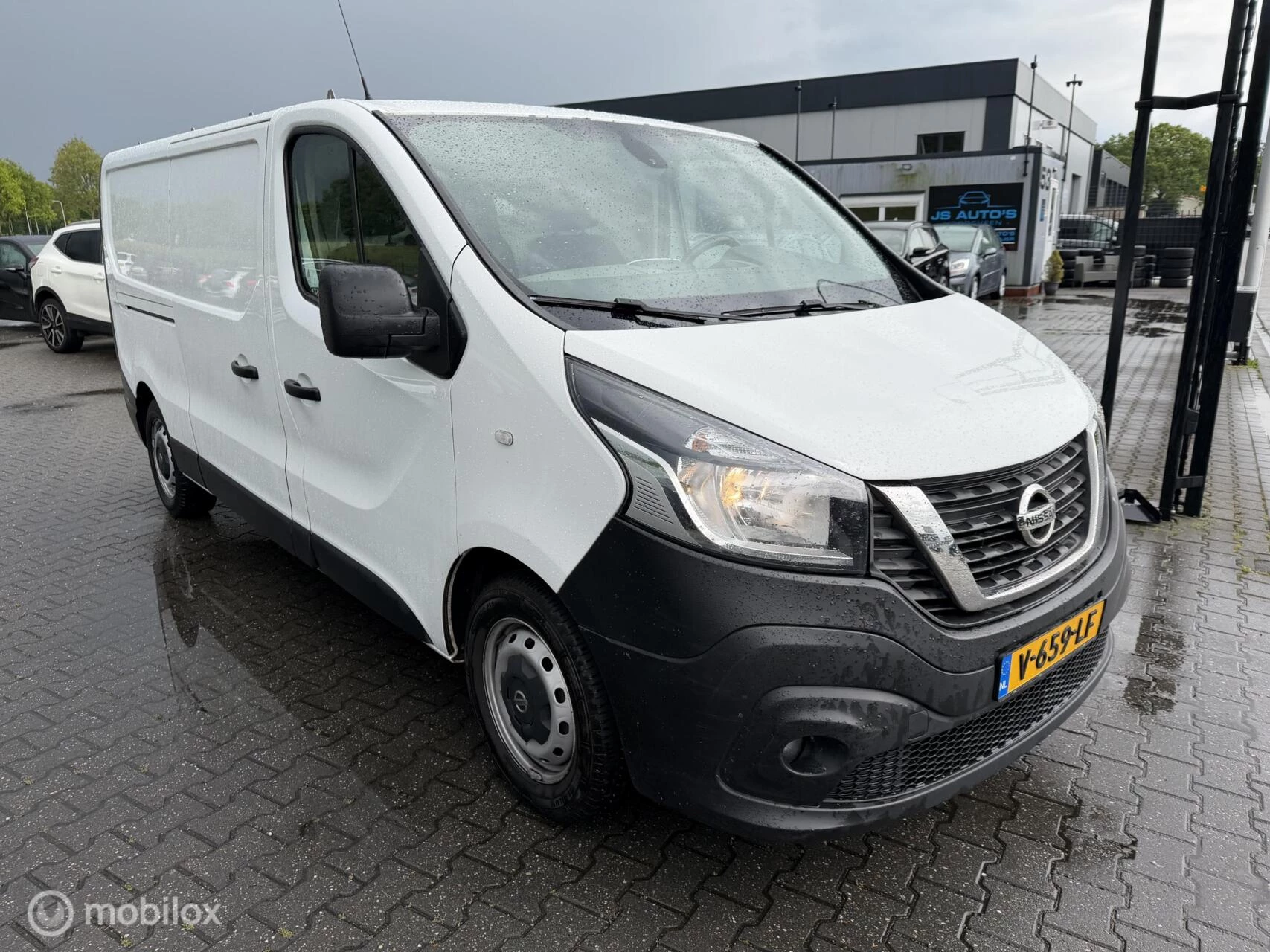 Hoofdafbeelding Nissan NV300