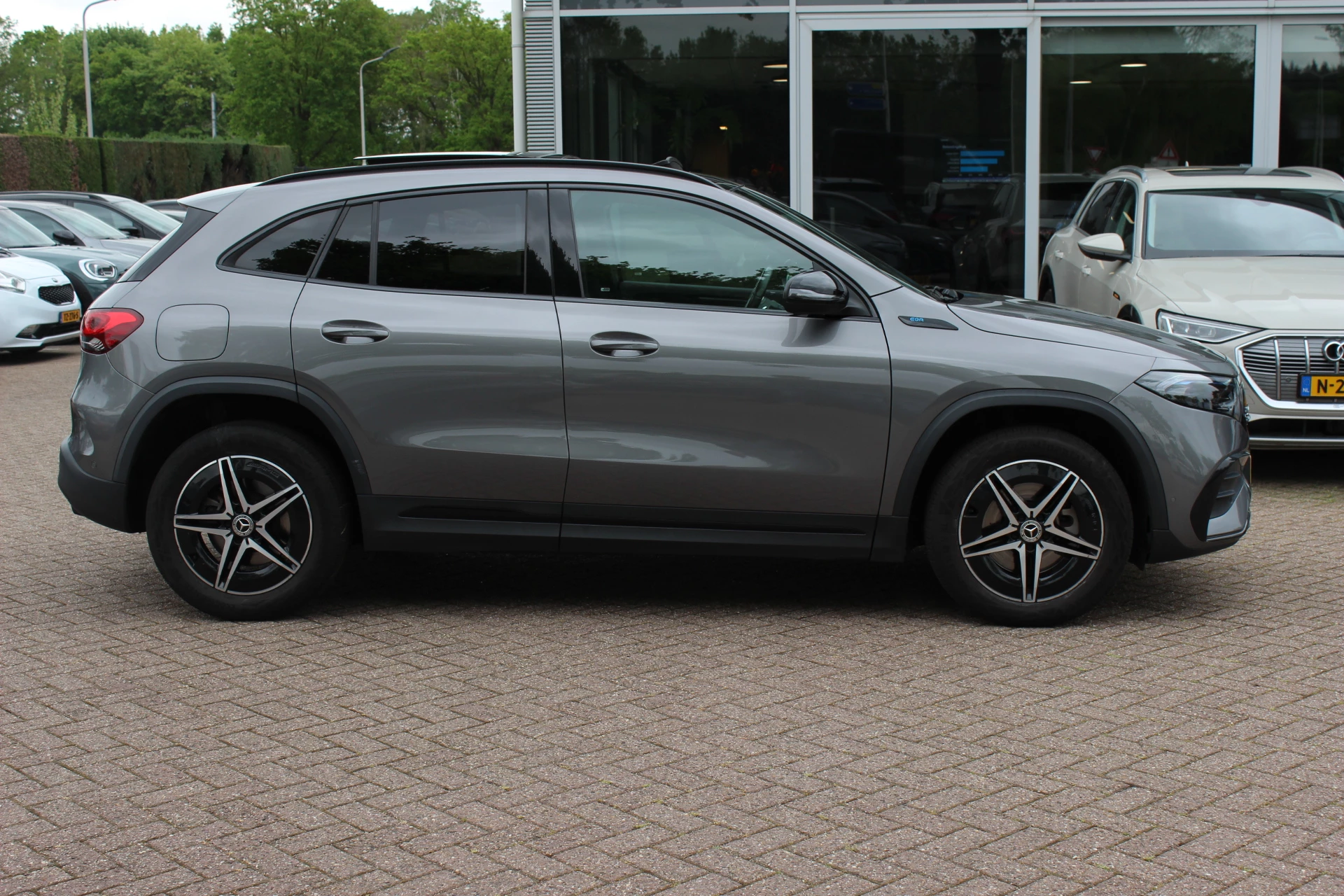 Hoofdafbeelding Mercedes-Benz EQA