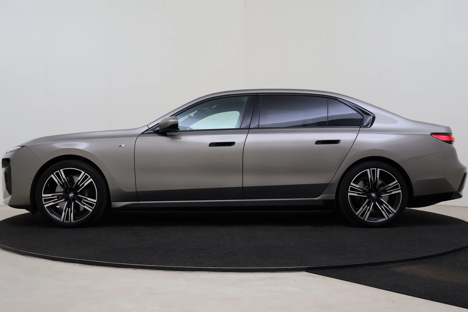 Hoofdafbeelding BMW i7