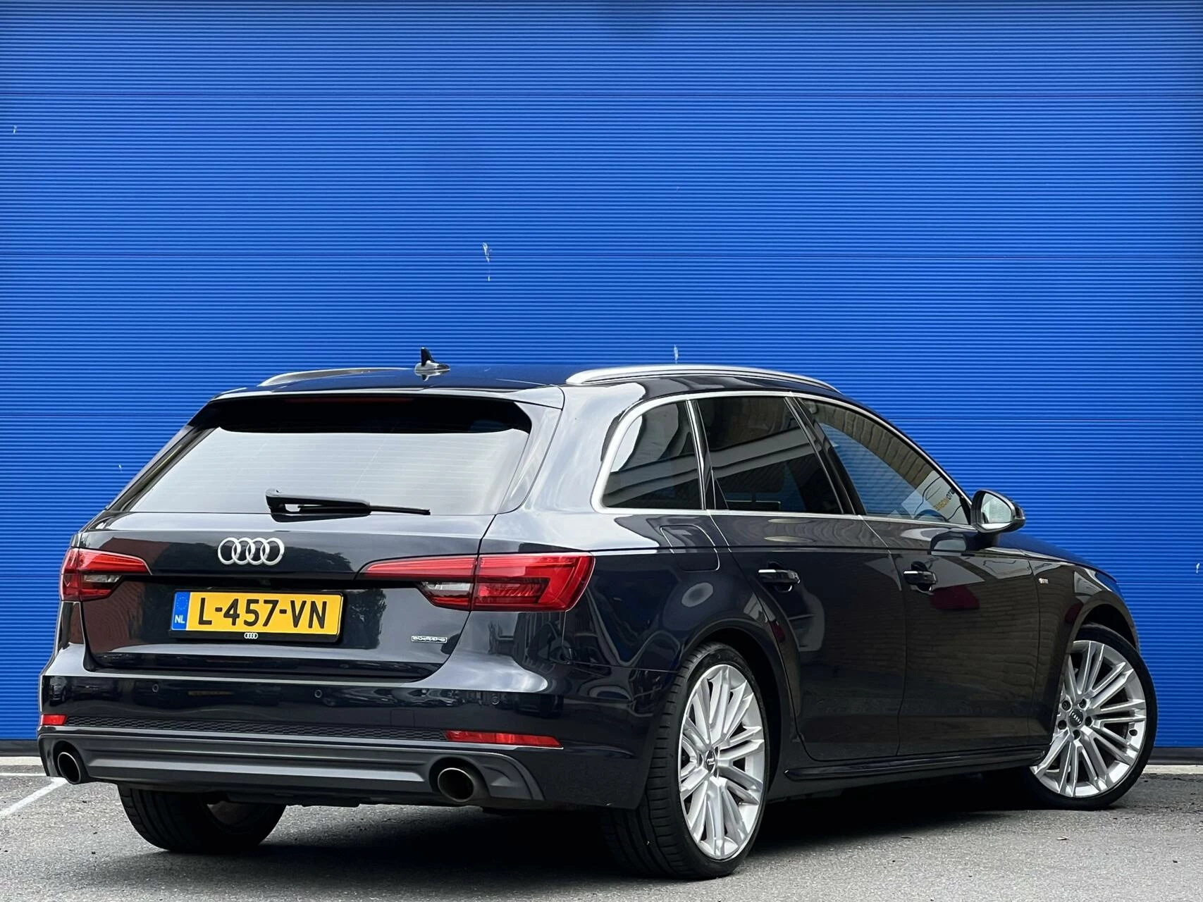 Hoofdafbeelding Audi A4