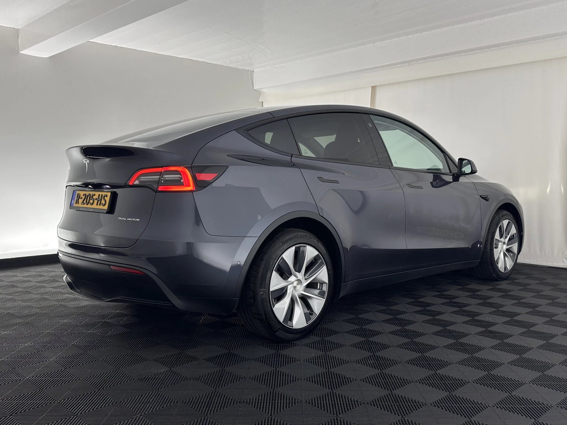 Hoofdafbeelding Tesla Model Y