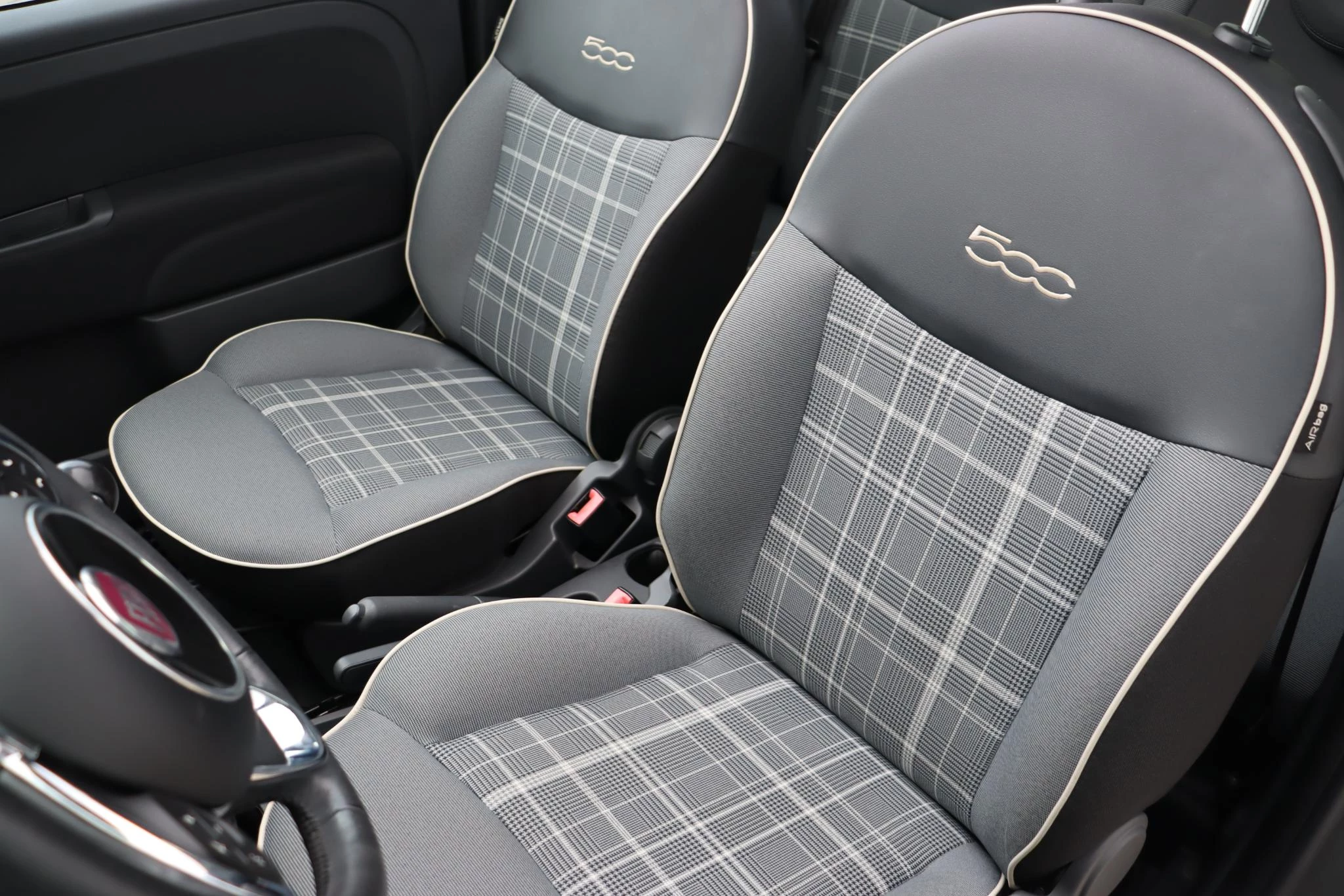 Hoofdafbeelding Fiat 500C