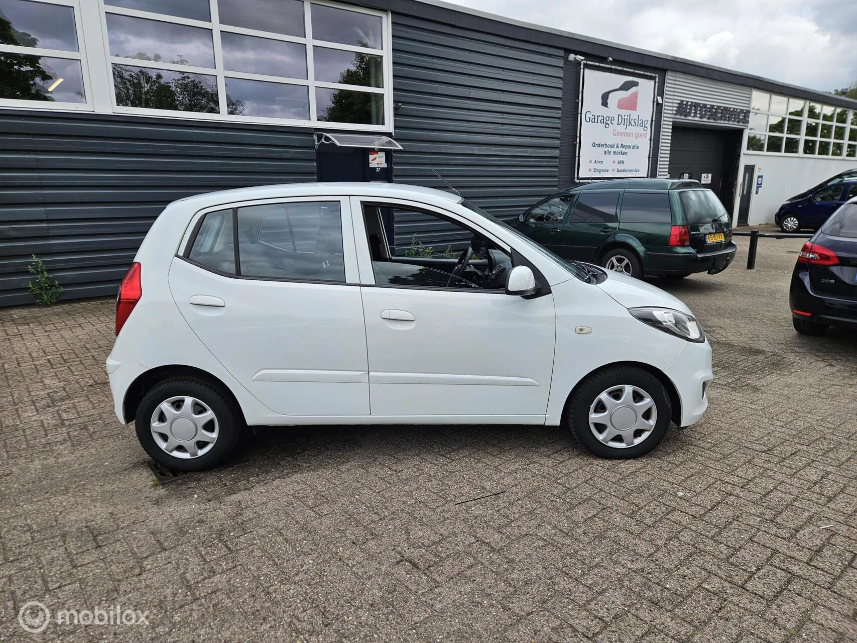 Hoofdafbeelding Hyundai i10