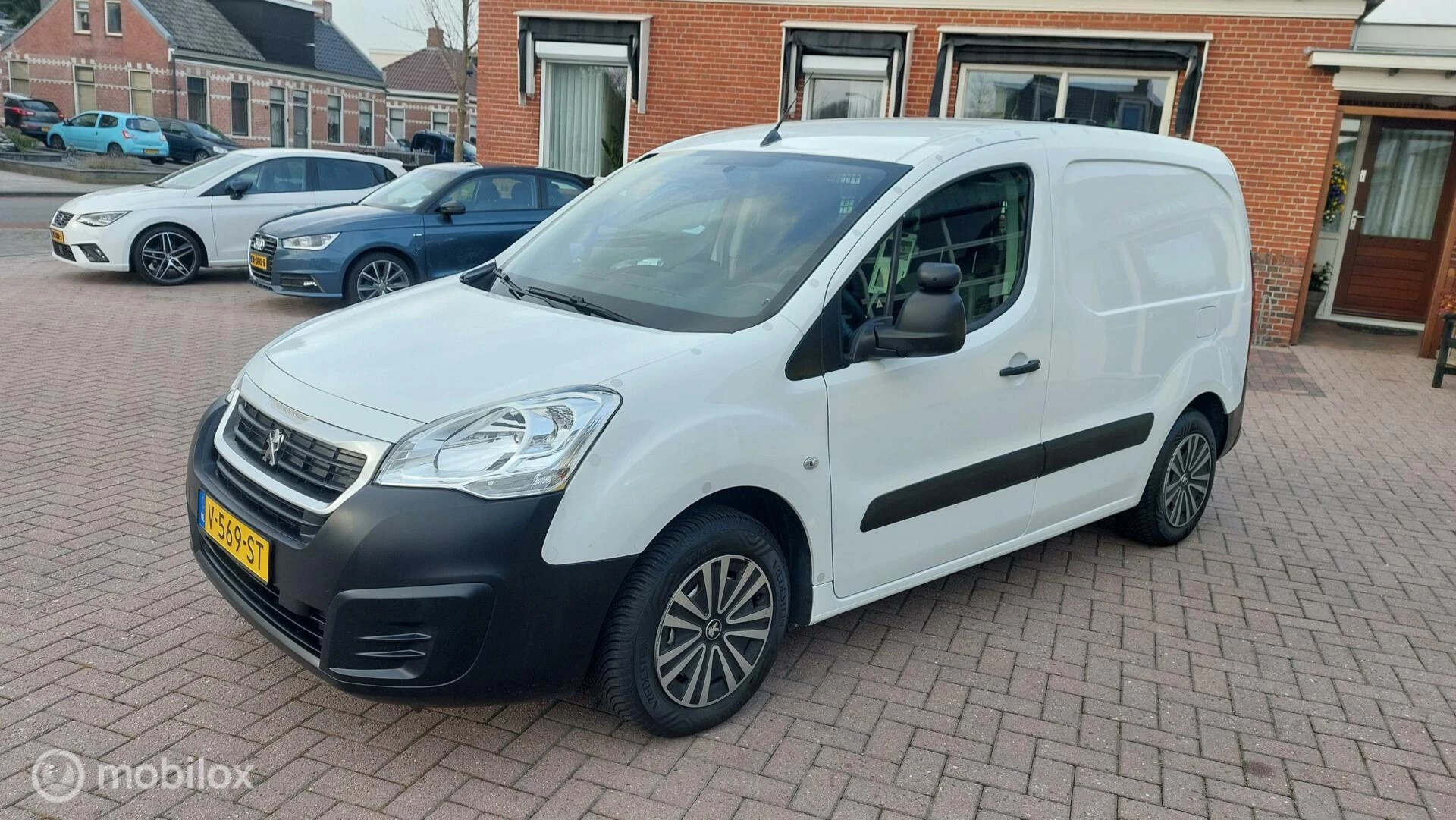 Hoofdafbeelding Peugeot Partner