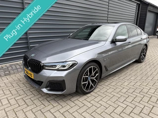 BMW 5-serie 530e Bns Ed. Plus M-Sport Laser Pano Soh 95% 360 Camera Schuifdak