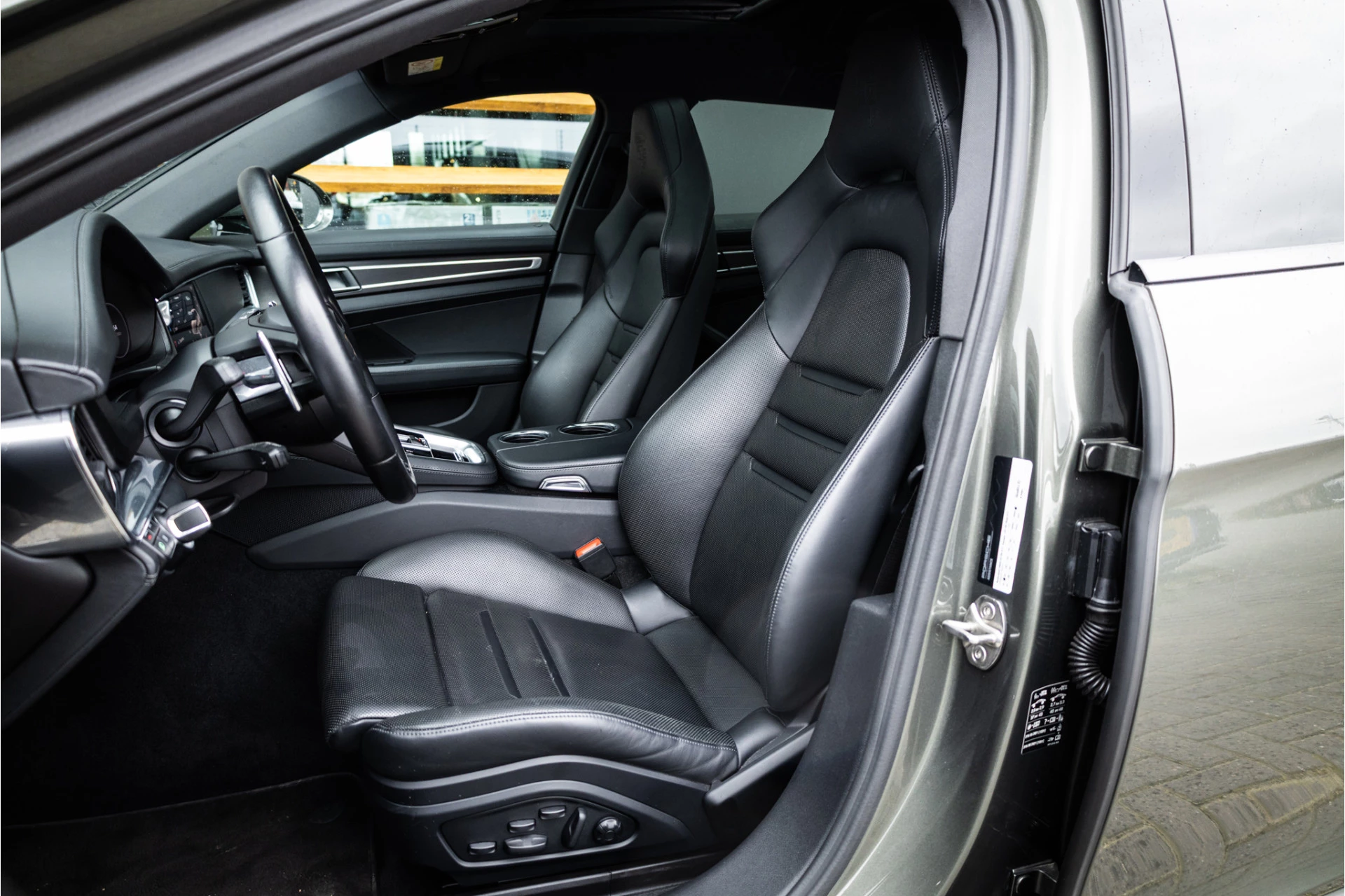 Hoofdafbeelding Porsche Panamera