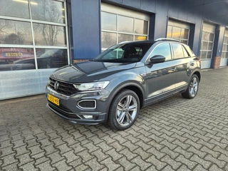 Volkswagen T-Roc 1.5 TSI Sport Business R, Trekhaak, elektrische a-klep, Navi, Camera, Carplay, ALL IN prijs!