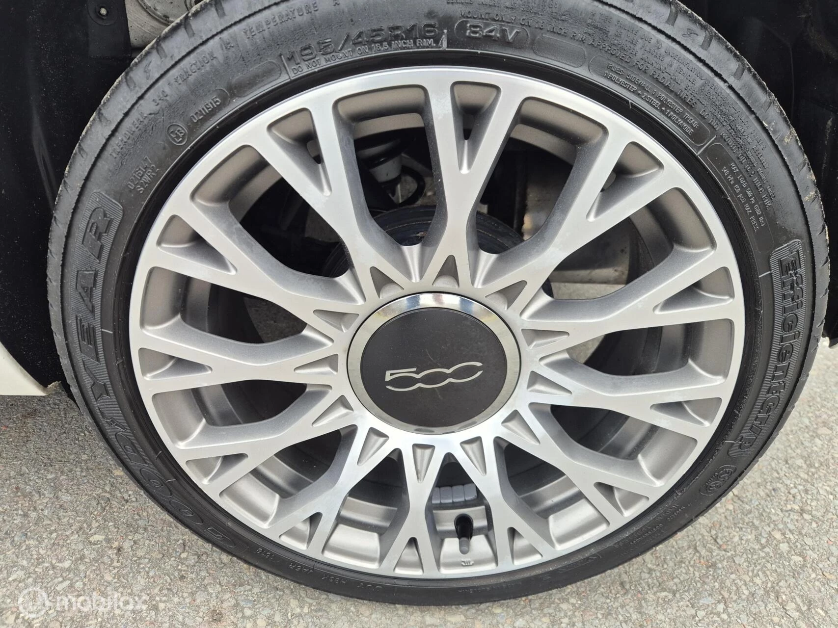 Hoofdafbeelding Fiat 500