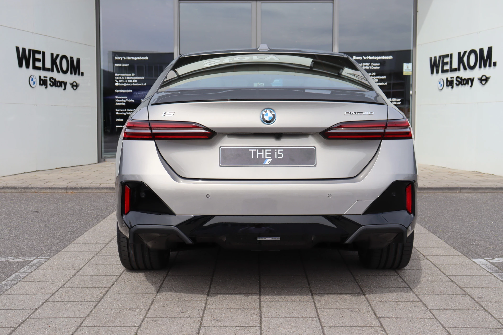 Hoofdafbeelding BMW i5