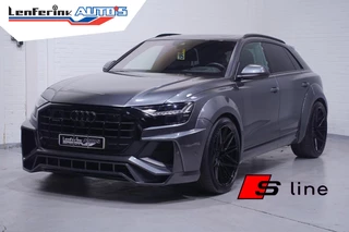 Hoofdafbeelding Audi Q8 Audi Q8 55 TFSI quattro NAP Prior bodykit en tuning 430PK pano digi-cockpit Vossen 23"lmv head-up keyless entry en start Matrix verlichting  4-zone clima ACC black-line B&O 360 Camera Led-verlichting lane-assist