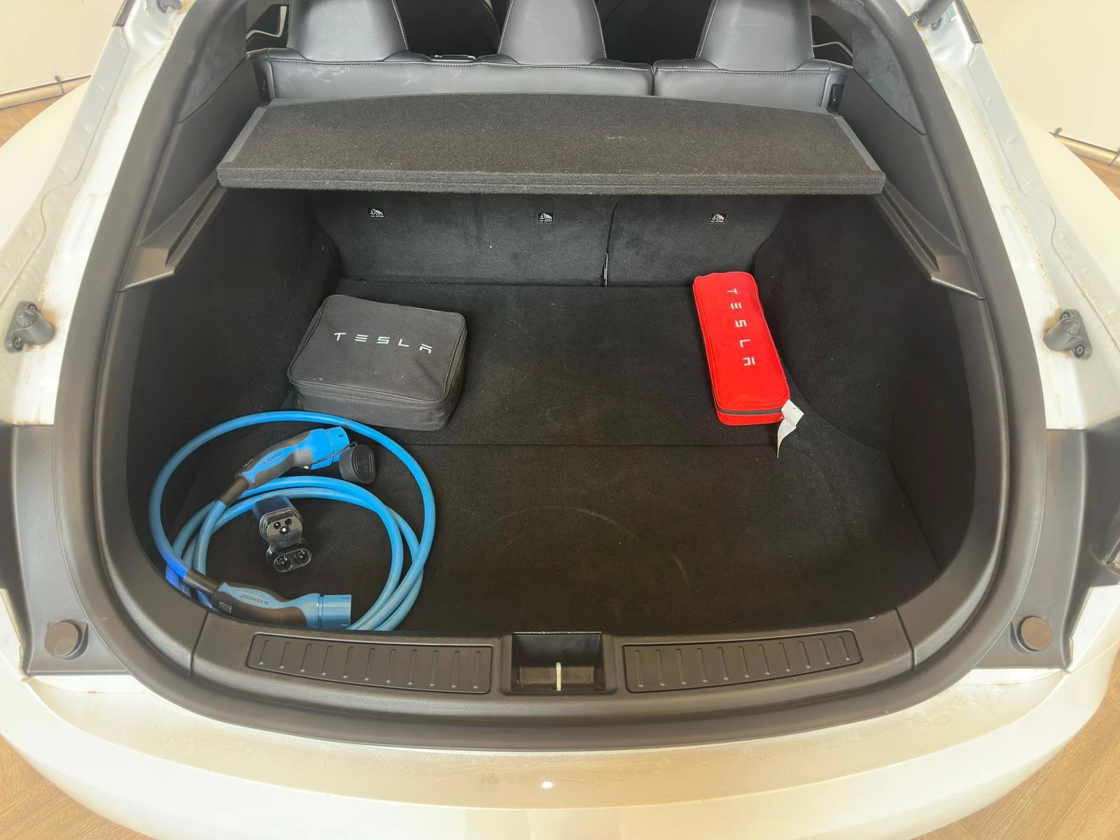 Hoofdafbeelding Tesla Model S