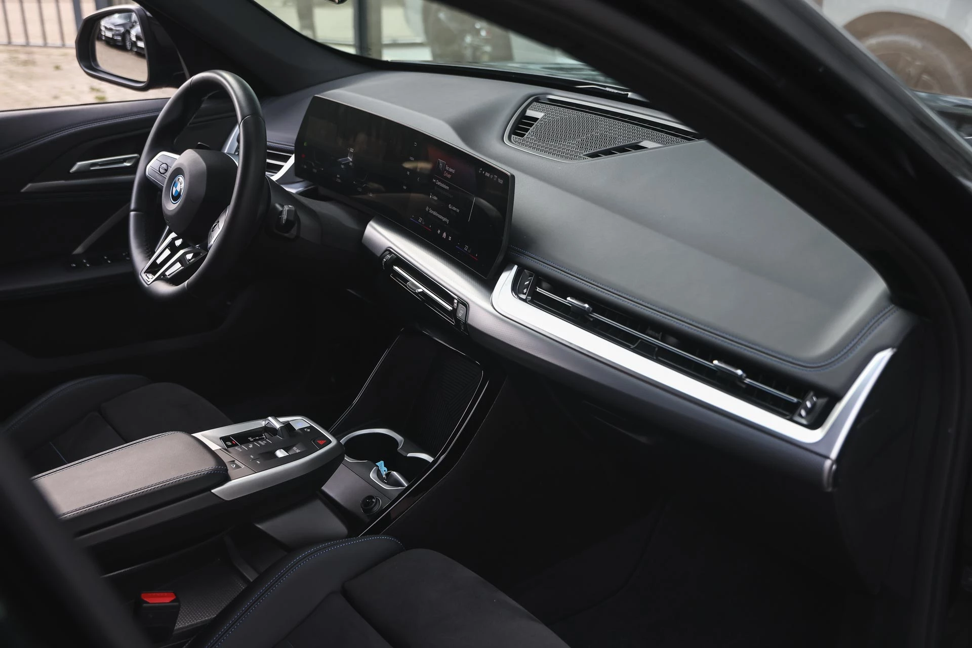 Hoofdafbeelding BMW iX1