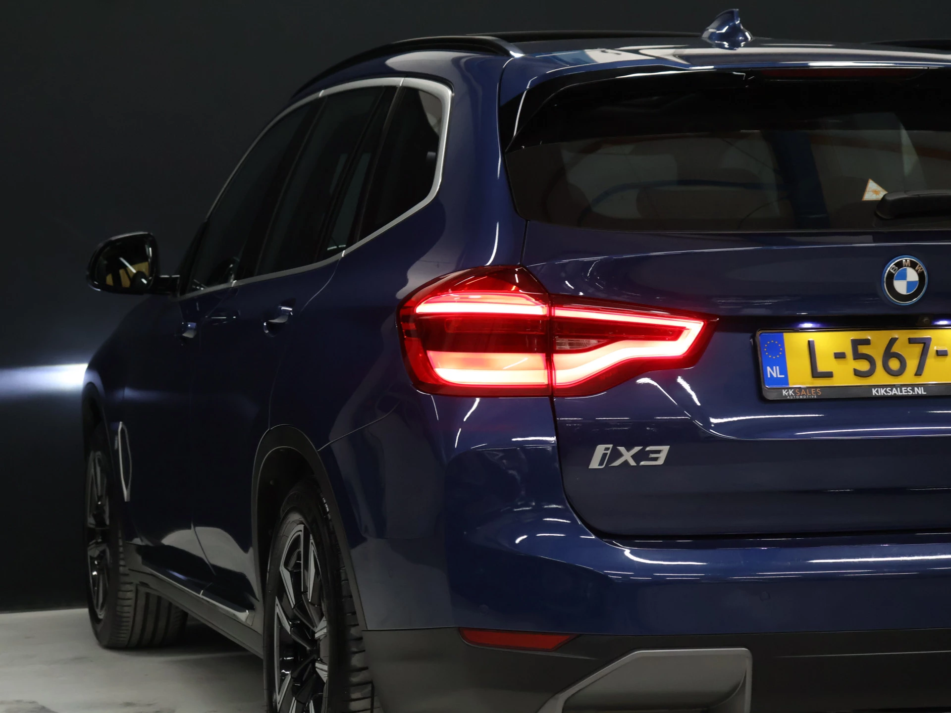 Hoofdafbeelding BMW iX3