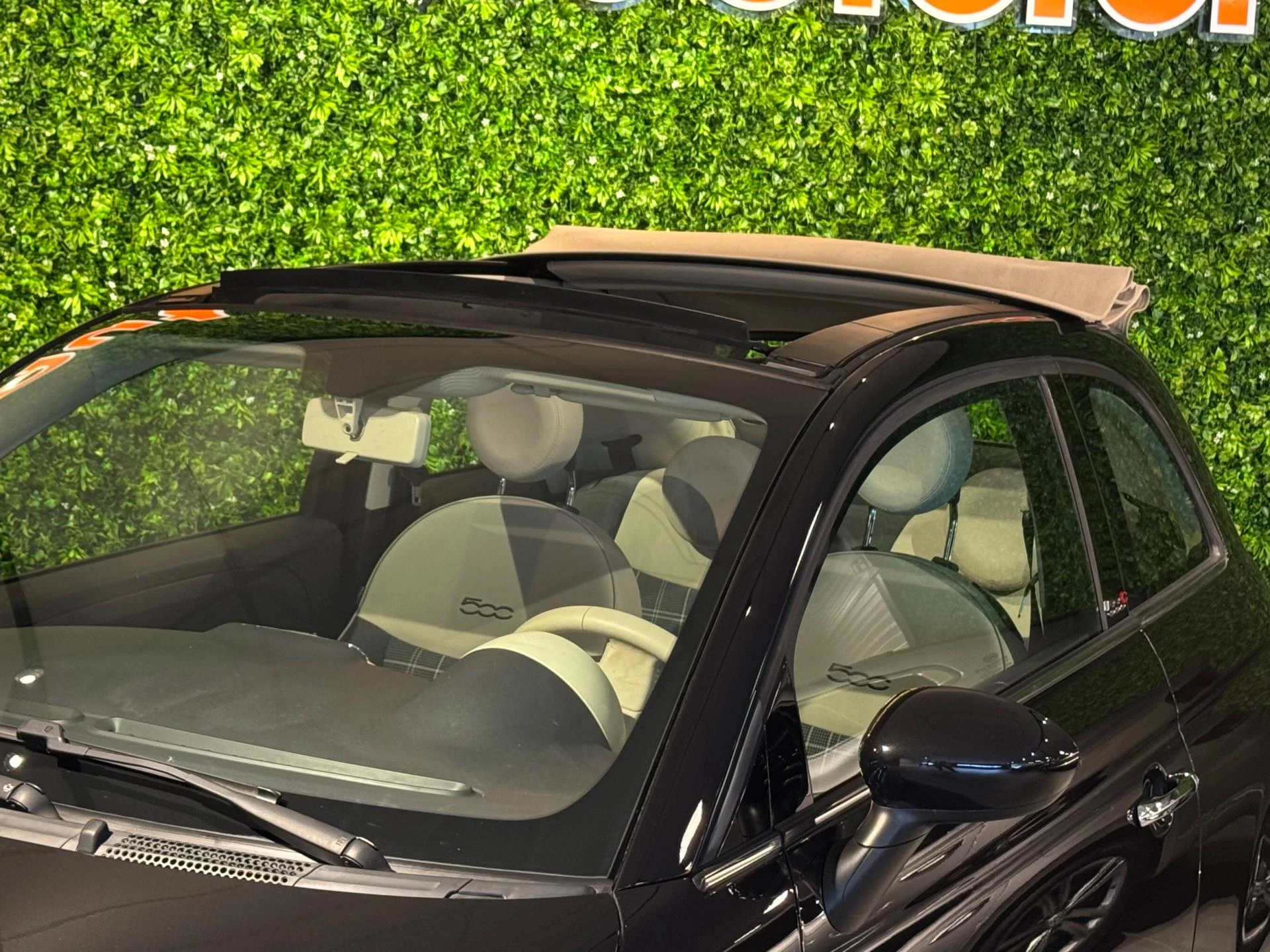 Hoofdafbeelding Fiat 500C