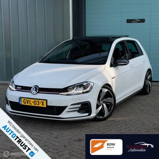 Volkswagen Golf 2.0 TSI GTI Performance BOMVOL / Pano / ACC