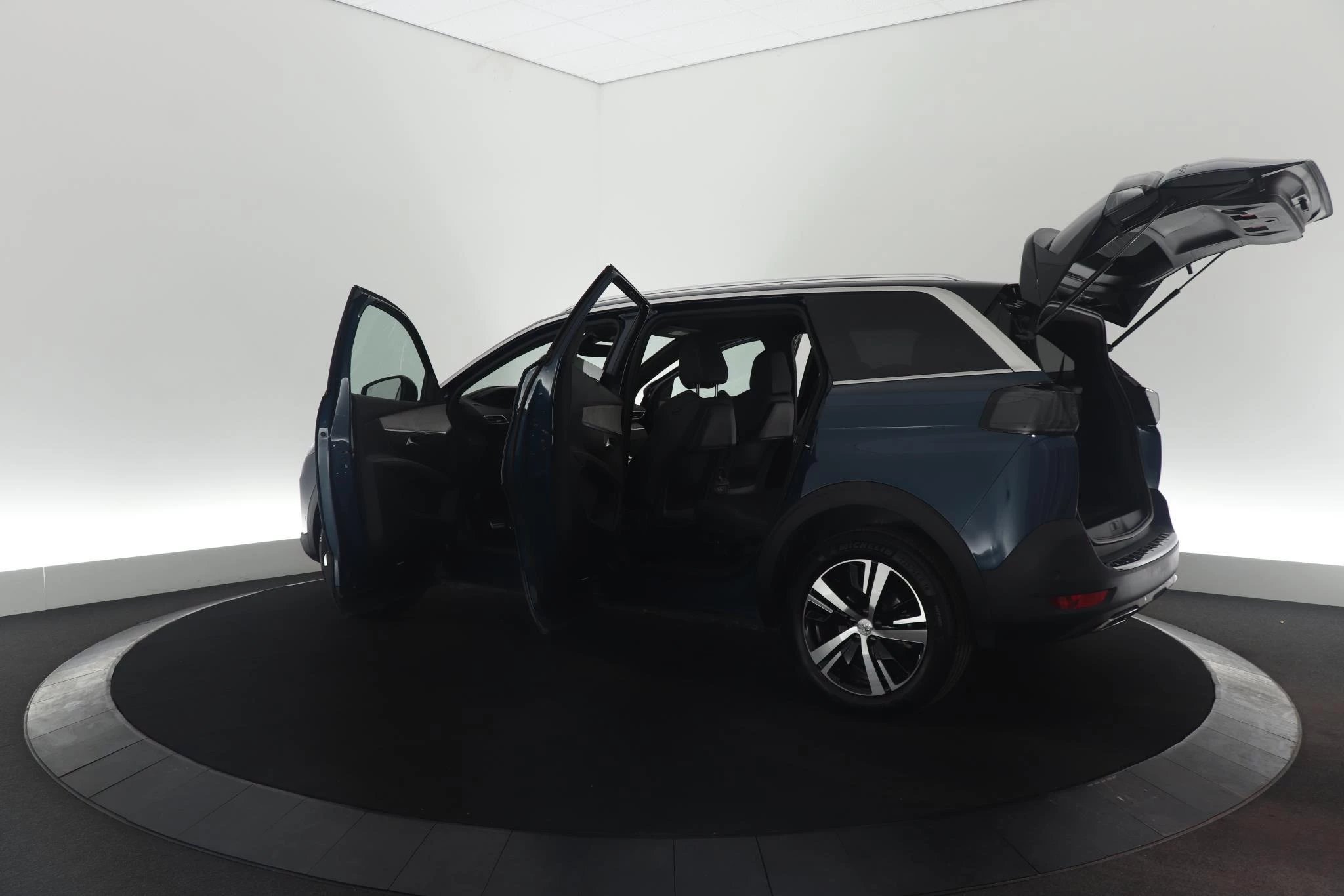 Hoofdafbeelding Peugeot 5008