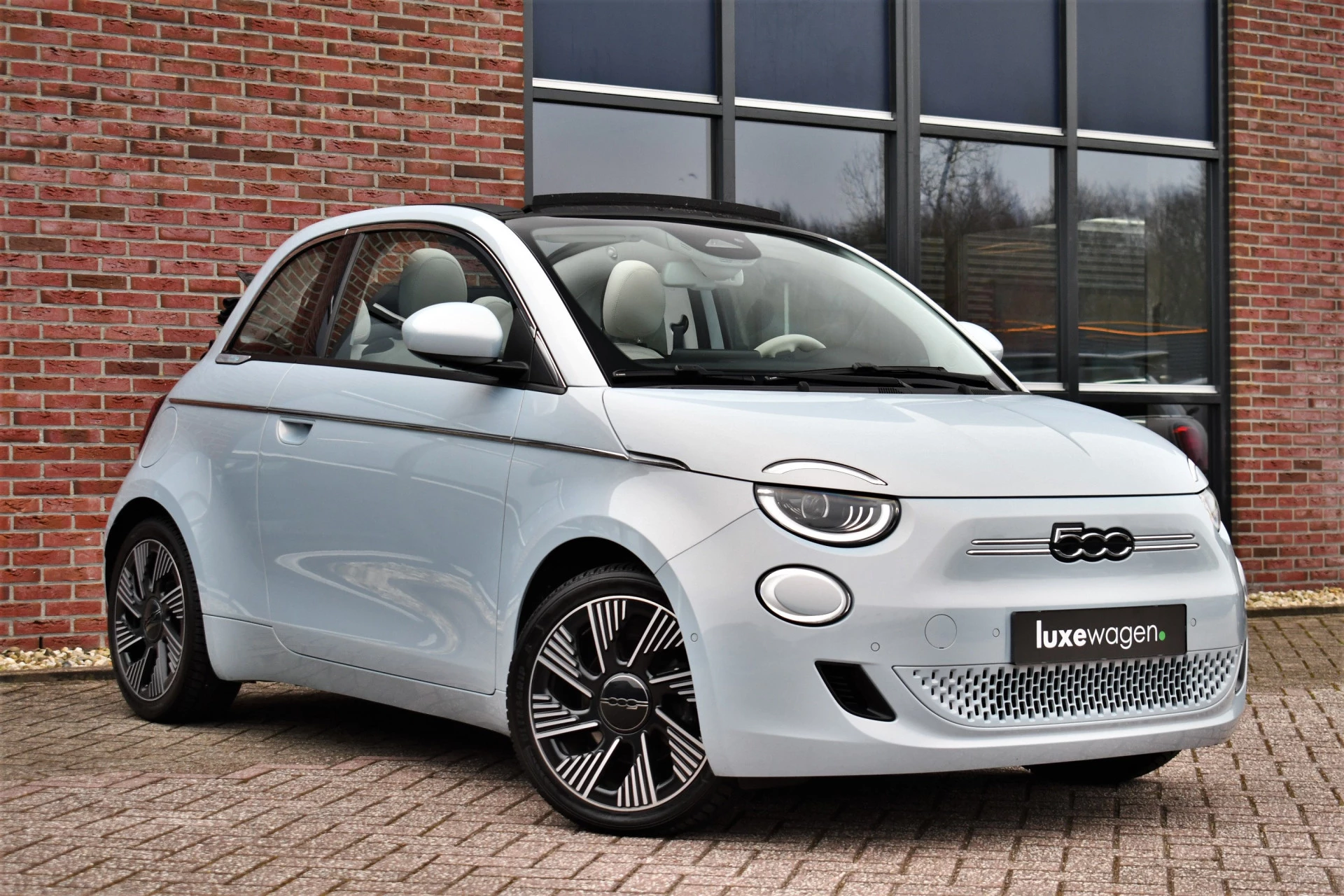 Hoofdafbeelding Fiat 500C