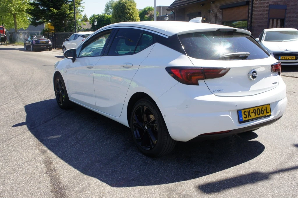Hoofdafbeelding Opel Astra