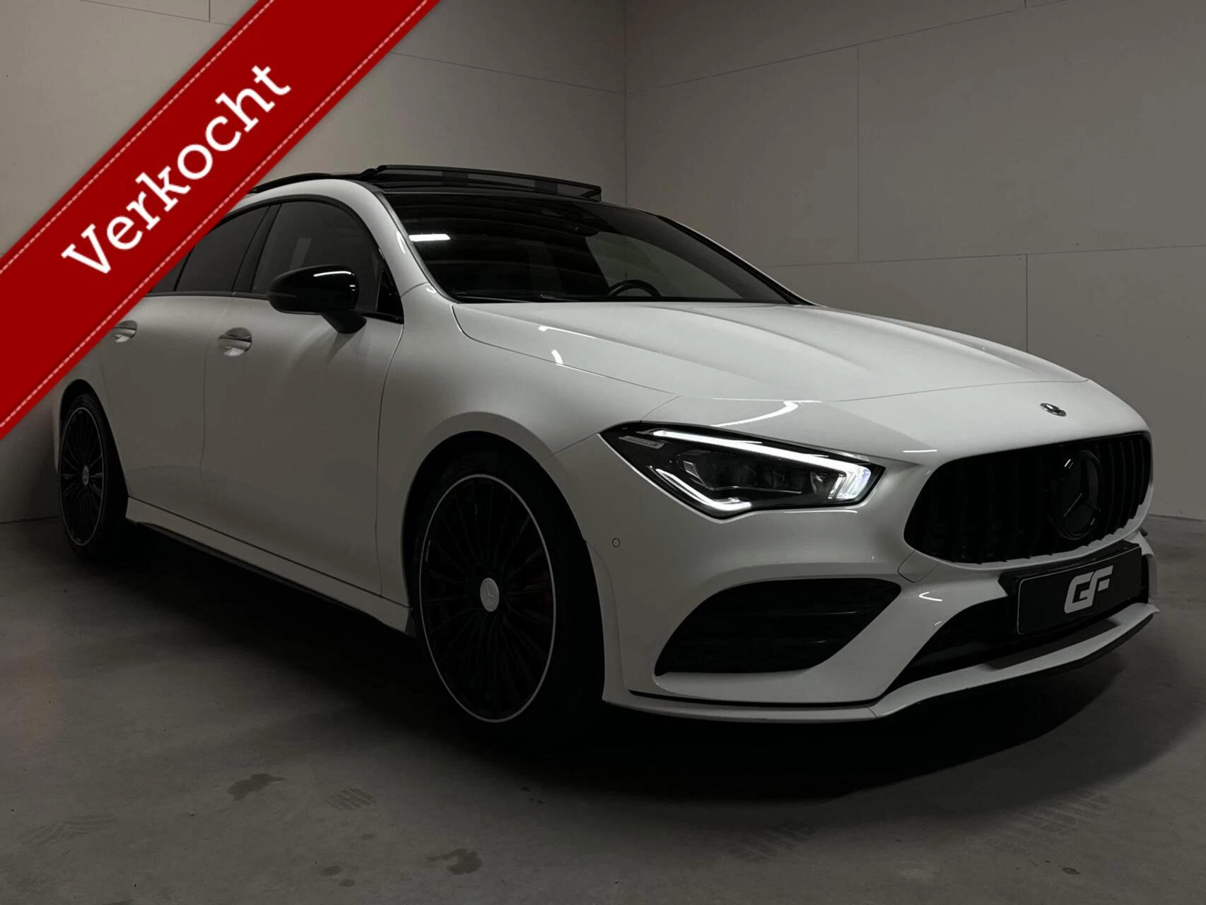 Hoofdafbeelding Mercedes-Benz CLA