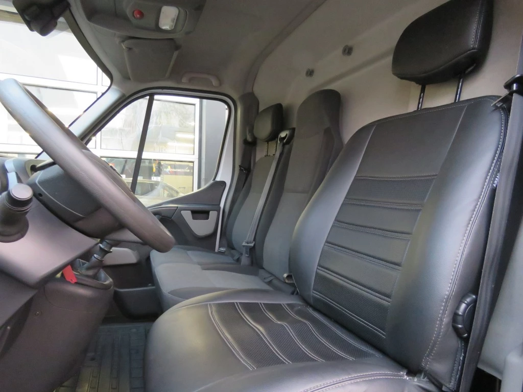 Hoofdafbeelding Nissan NV400