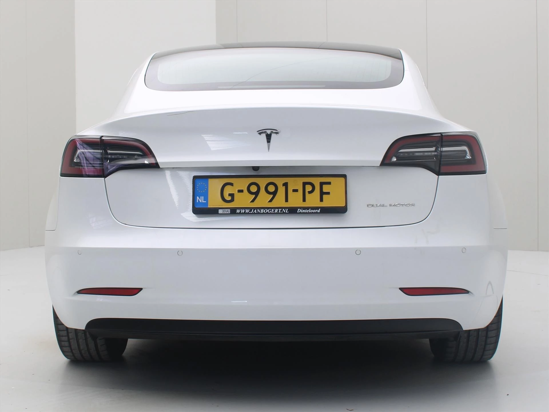 Hoofdafbeelding Tesla Model 3