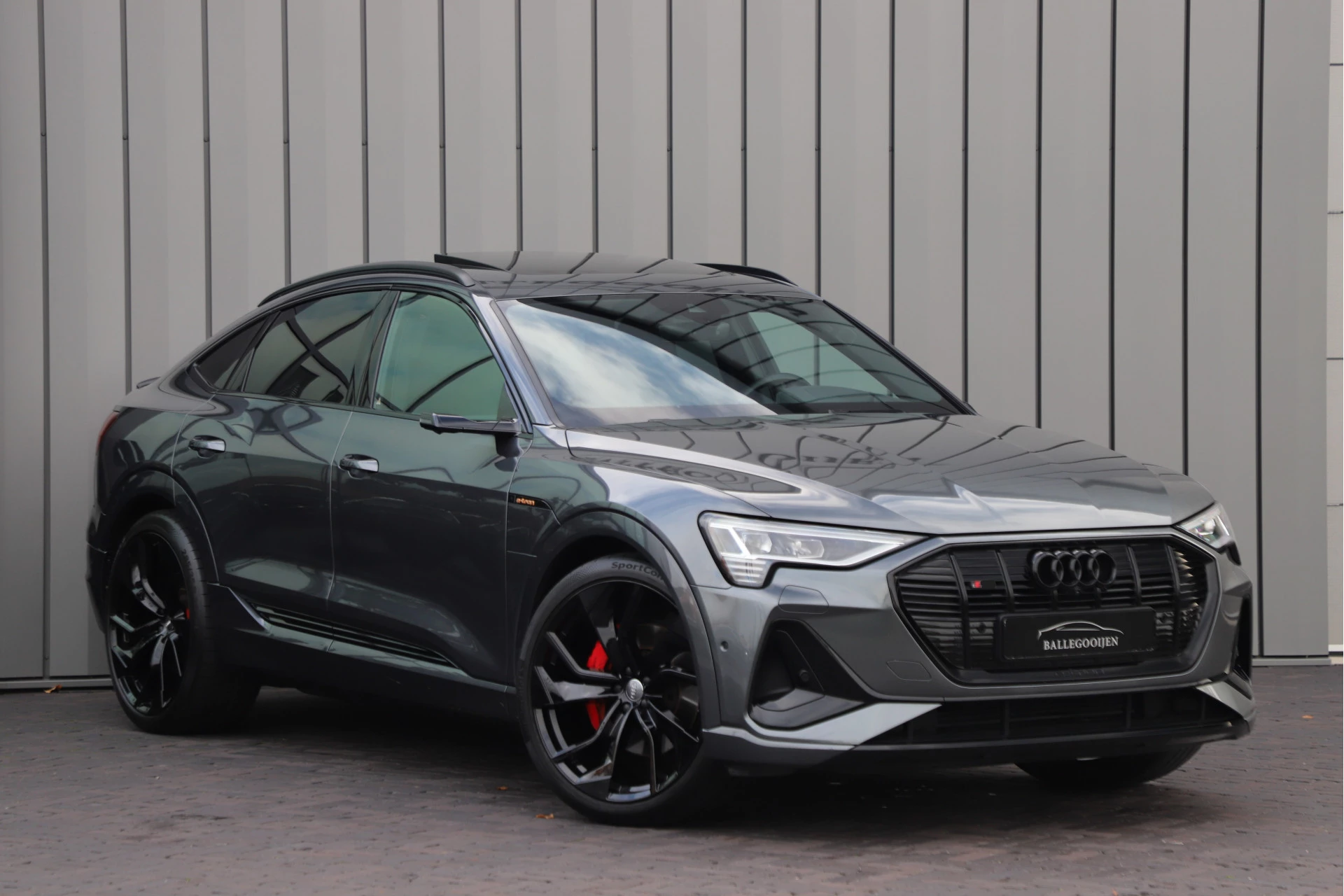Hoofdafbeelding Audi e-tron