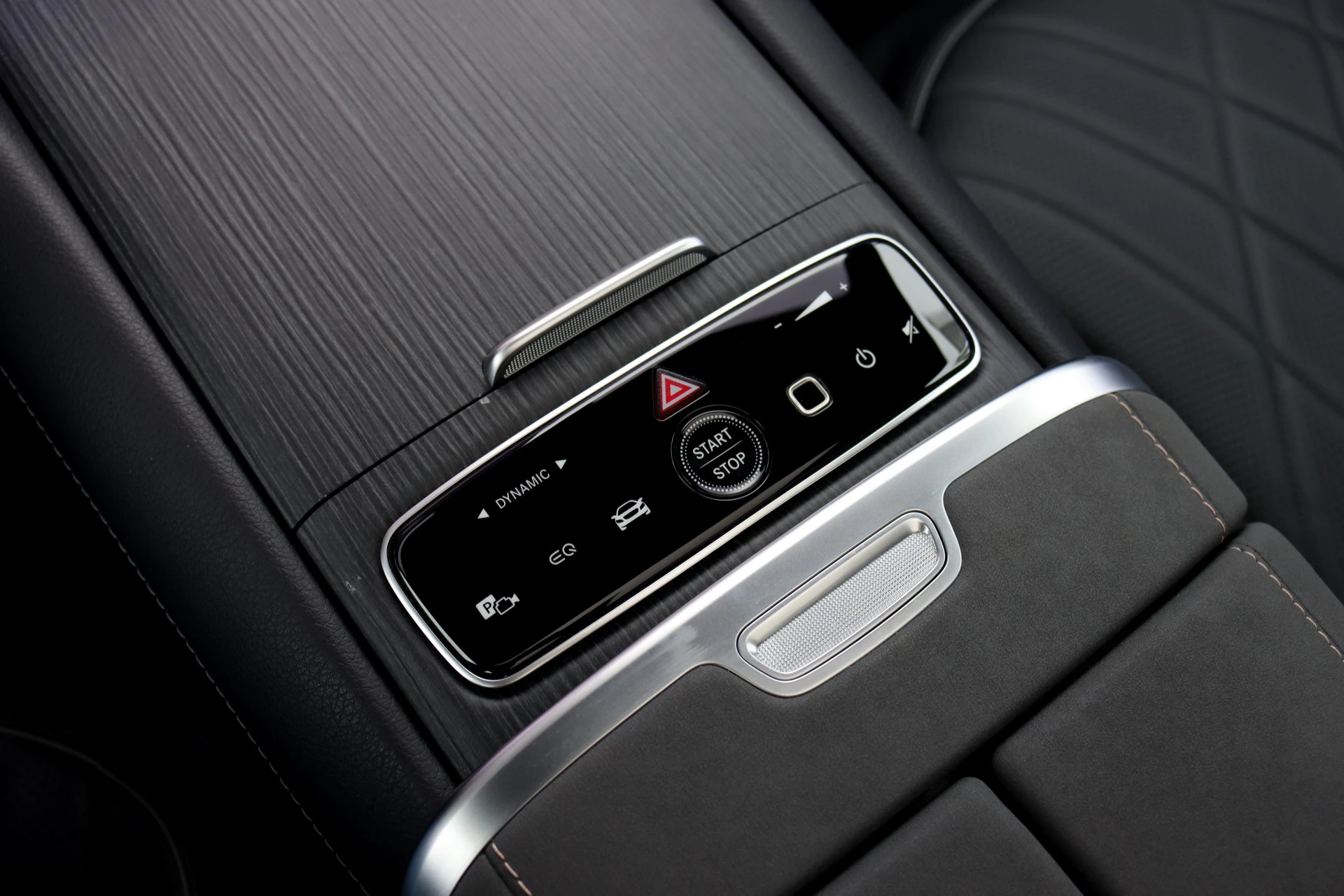 Hoofdafbeelding Mercedes-Benz EQS
