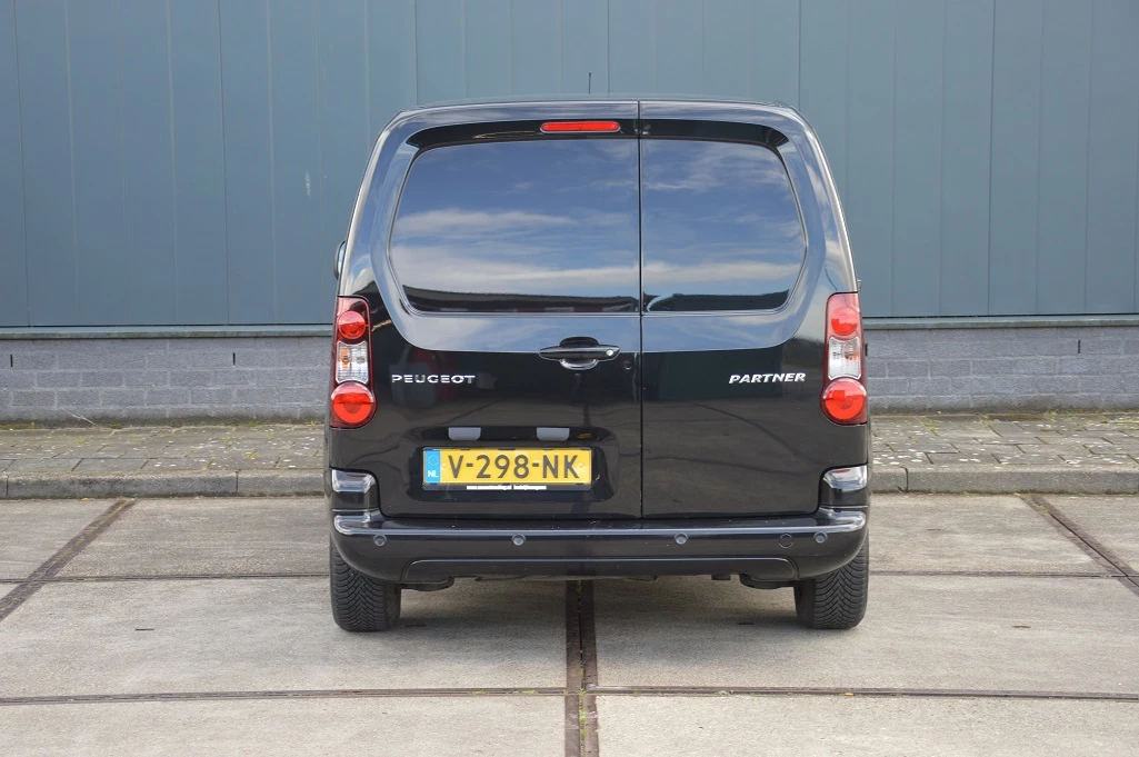 Hoofdafbeelding Peugeot Partner