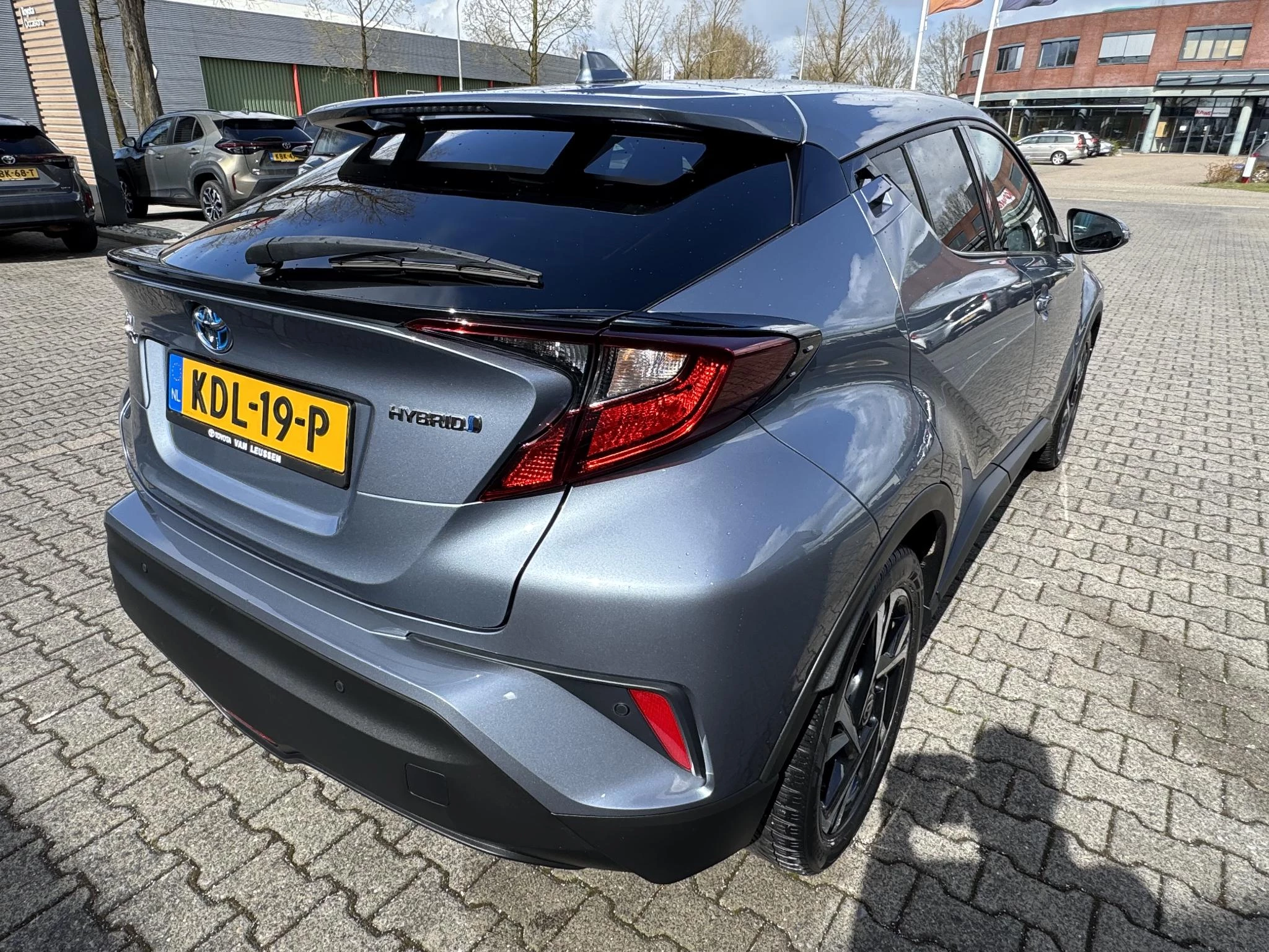 Hoofdafbeelding Toyota C-HR